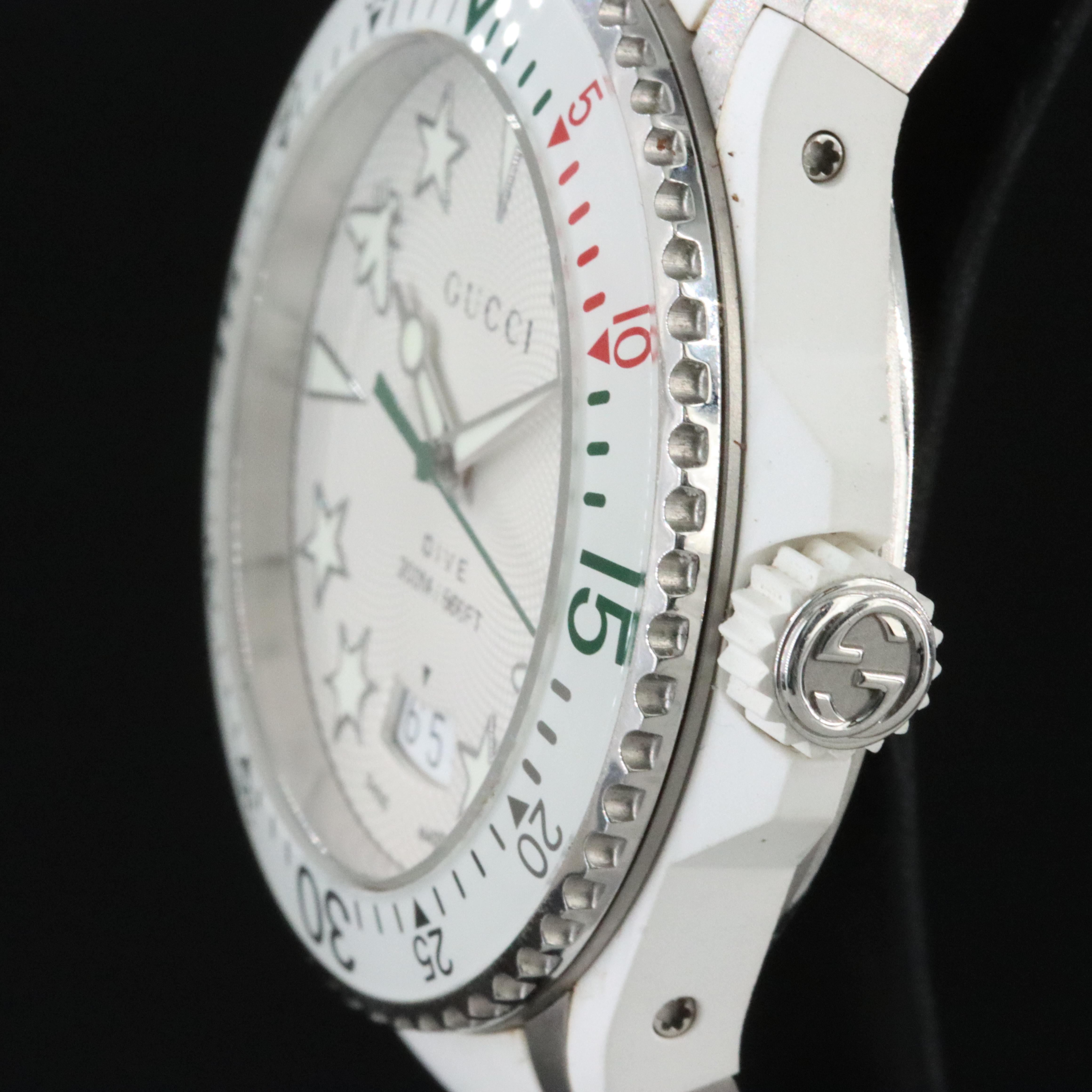 Gucci Dive 200m Date Watch