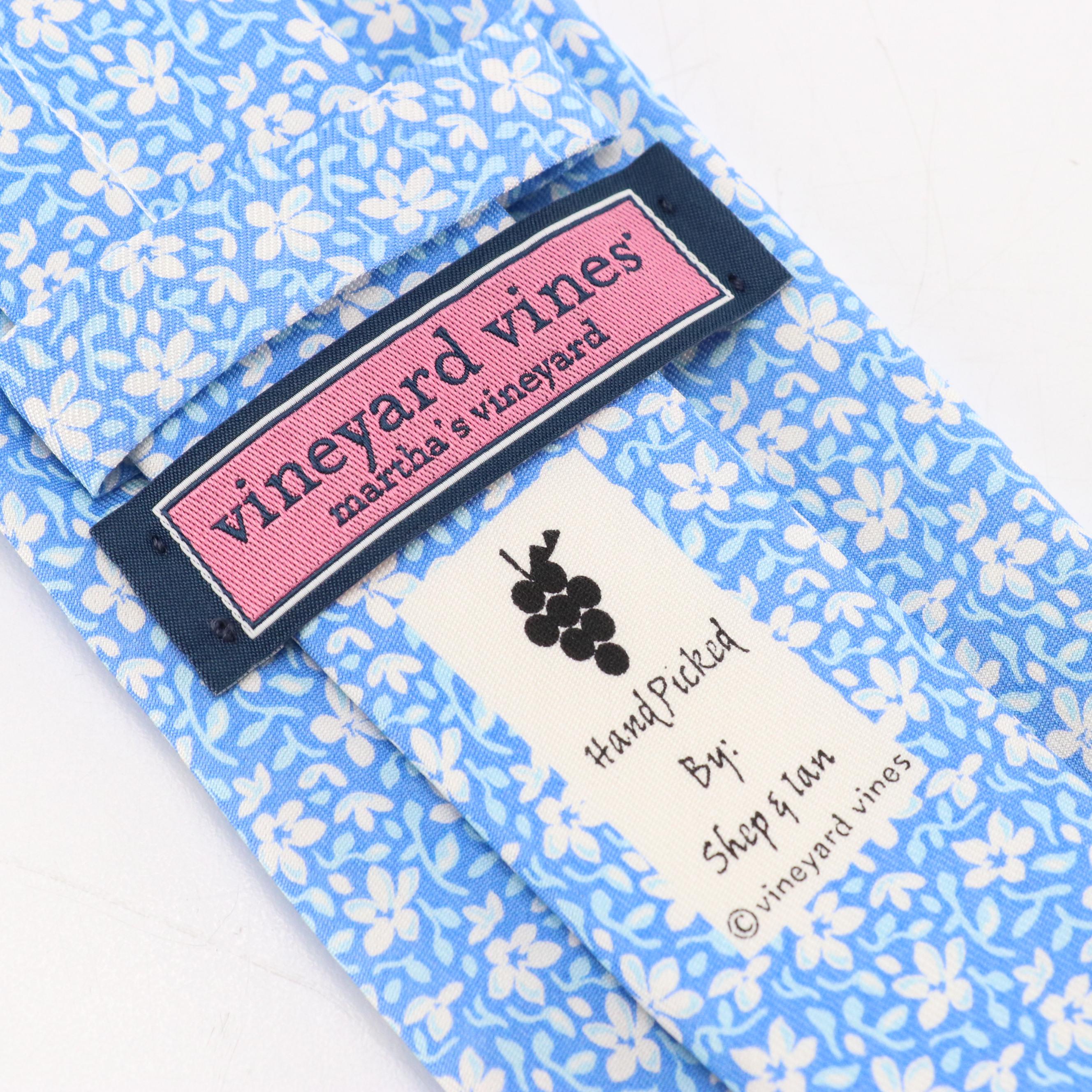 Vineyard Vines "Tide Blue Spring Flowers" Silk Necktie in Box
