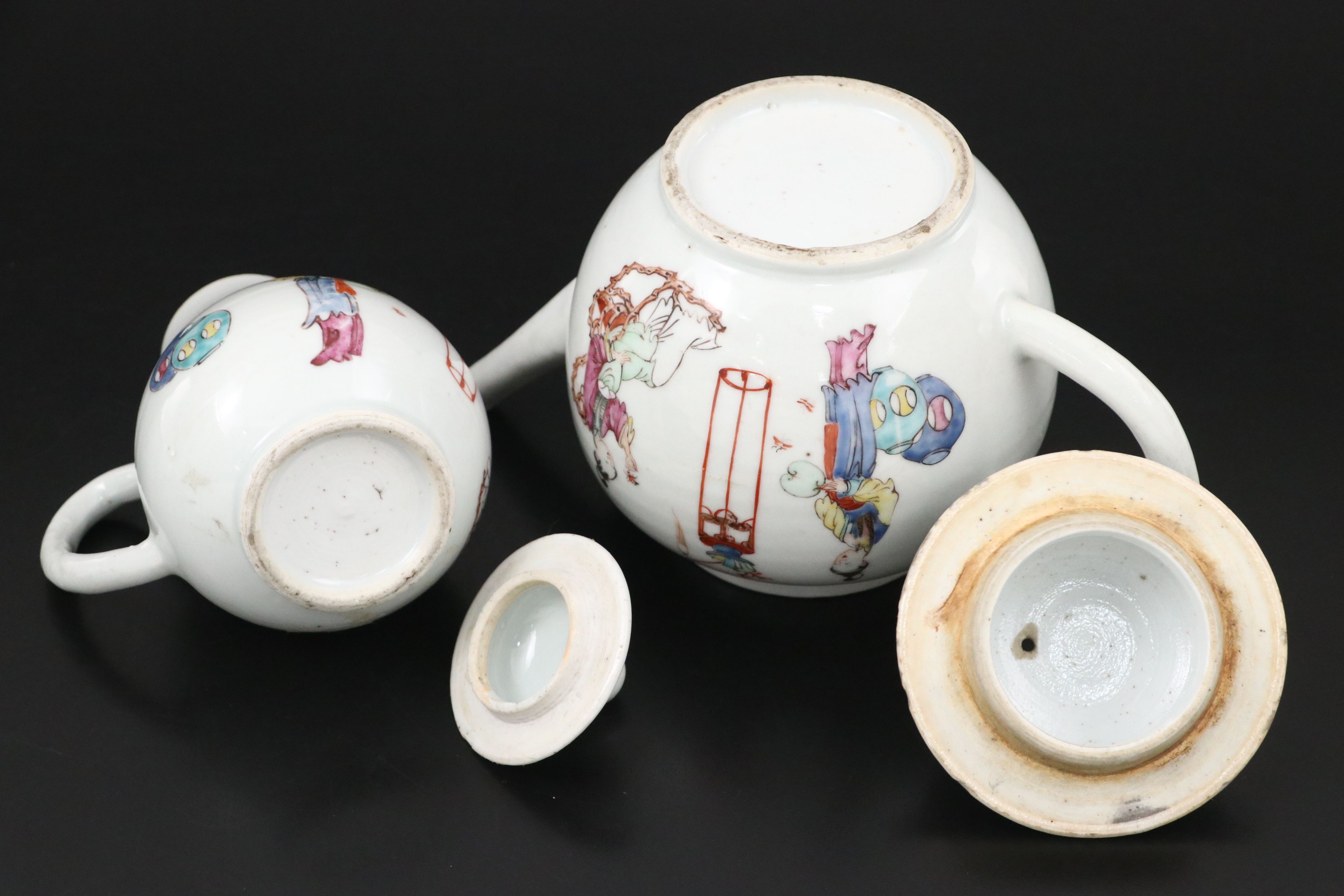 Antique Chinese Export Qing Dynasty Famille Rose Porcelain Teapot and Pitcher