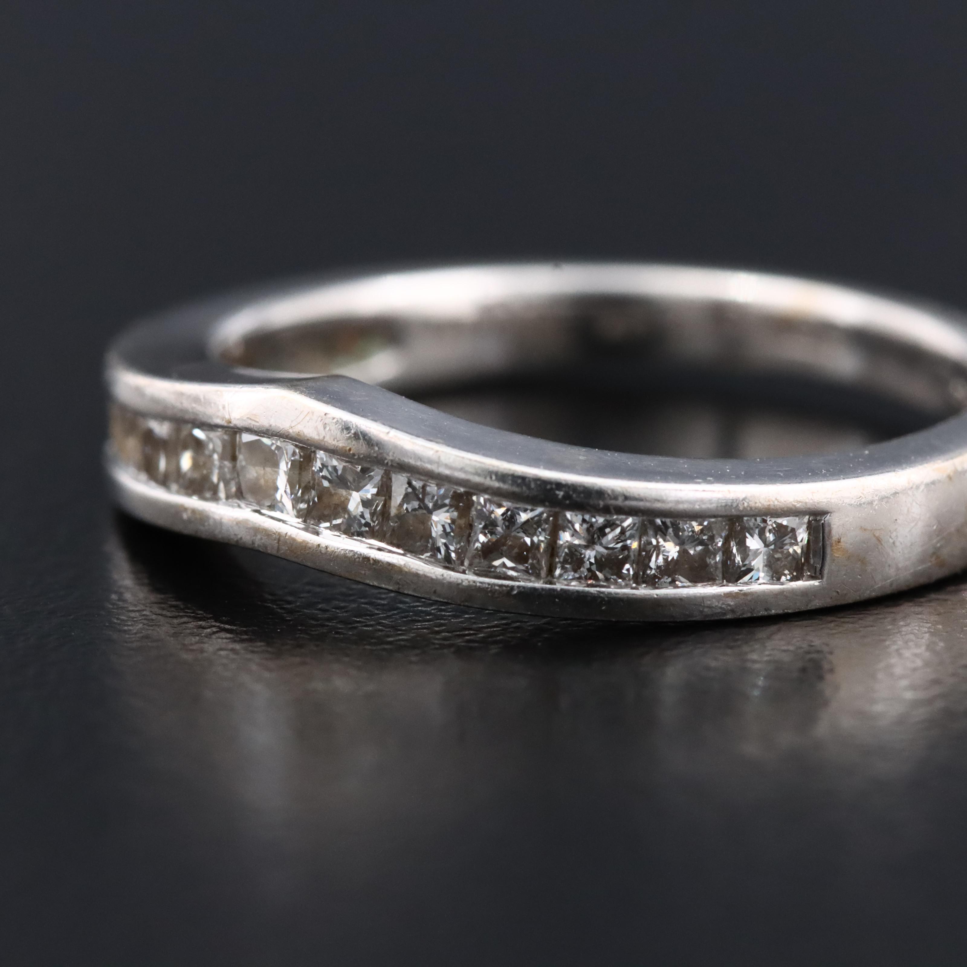 18K 0.52 CTW Diamond Contour Ring