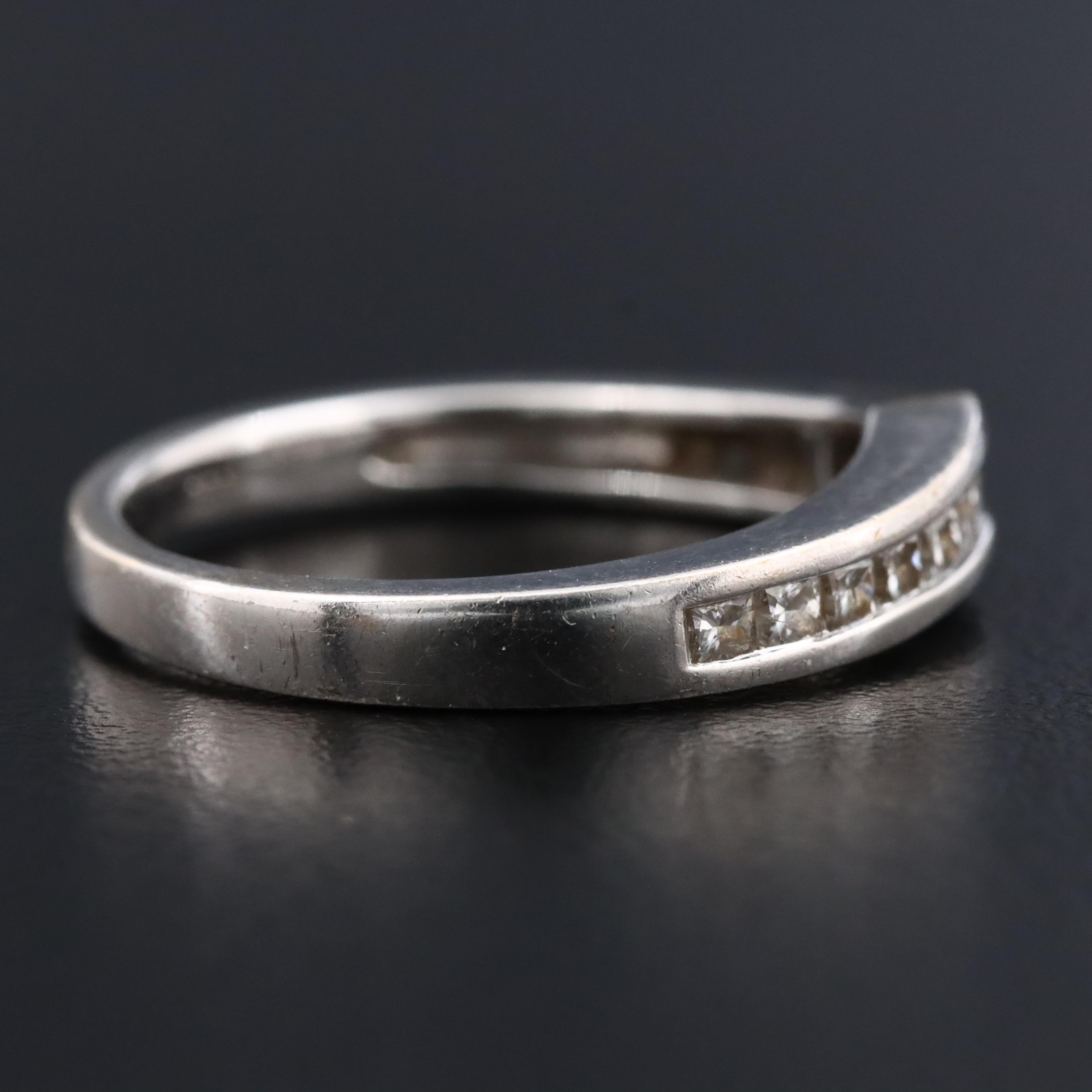 18K 0.52 CTW Diamond Contour Ring