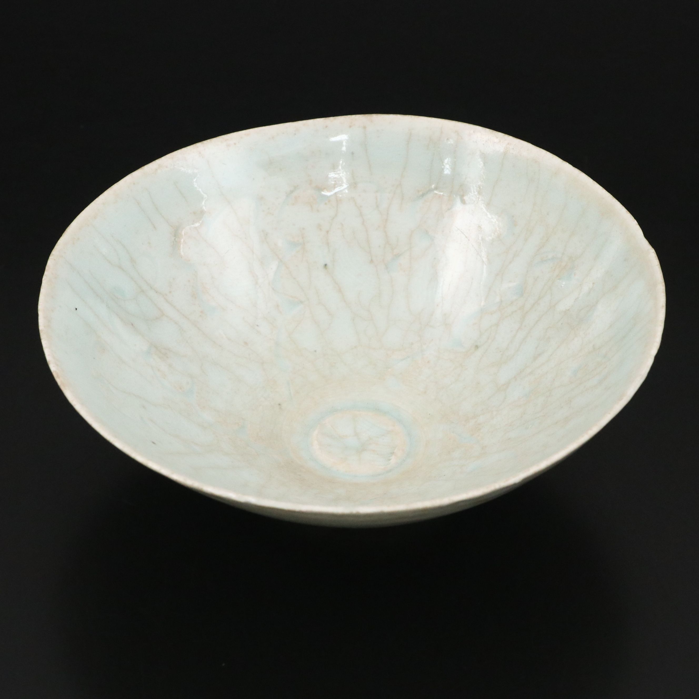 Antique Song Dynasty Celadon Glazed Bowl