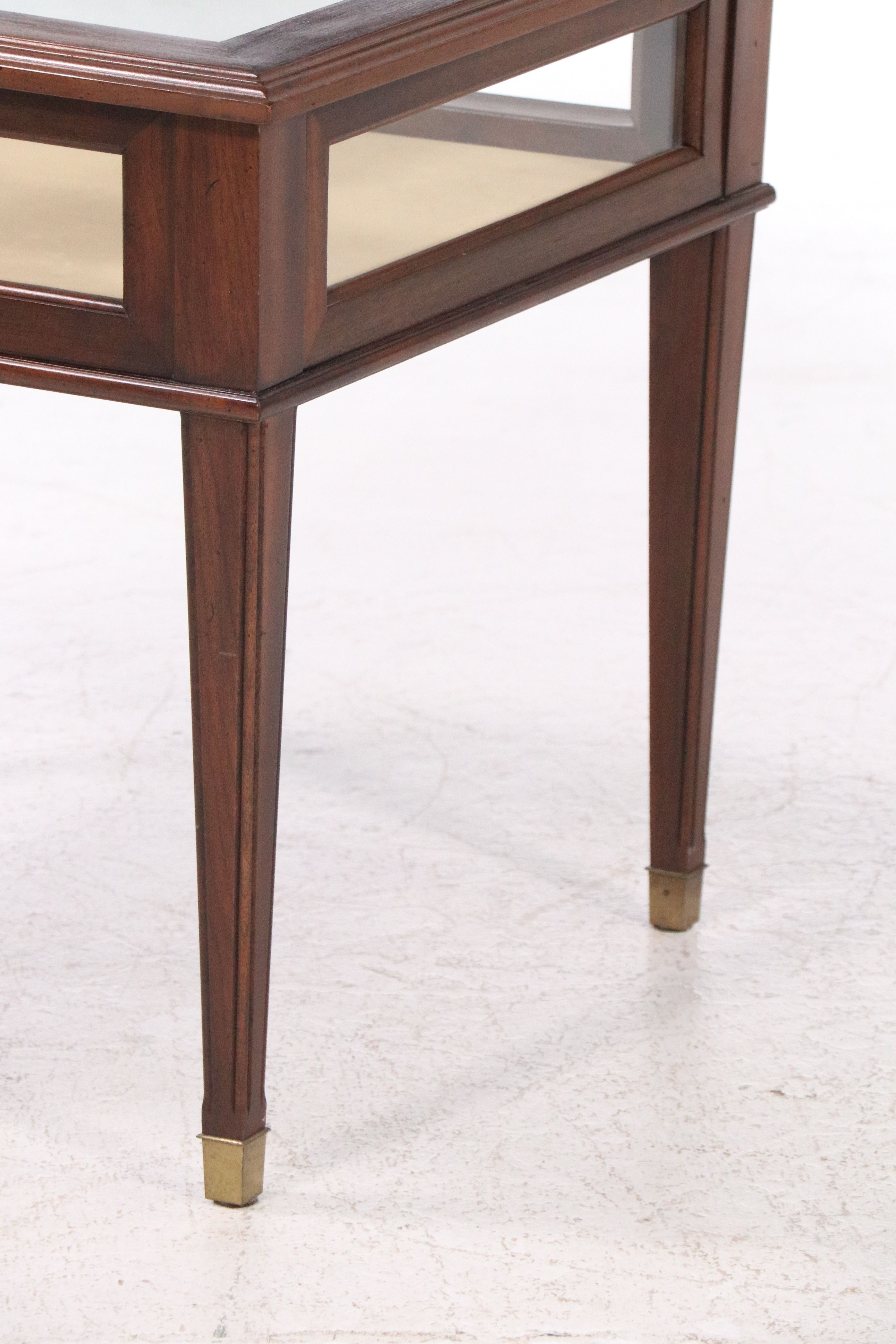 Ethan Allen Federal Style Mahogany Vitrine