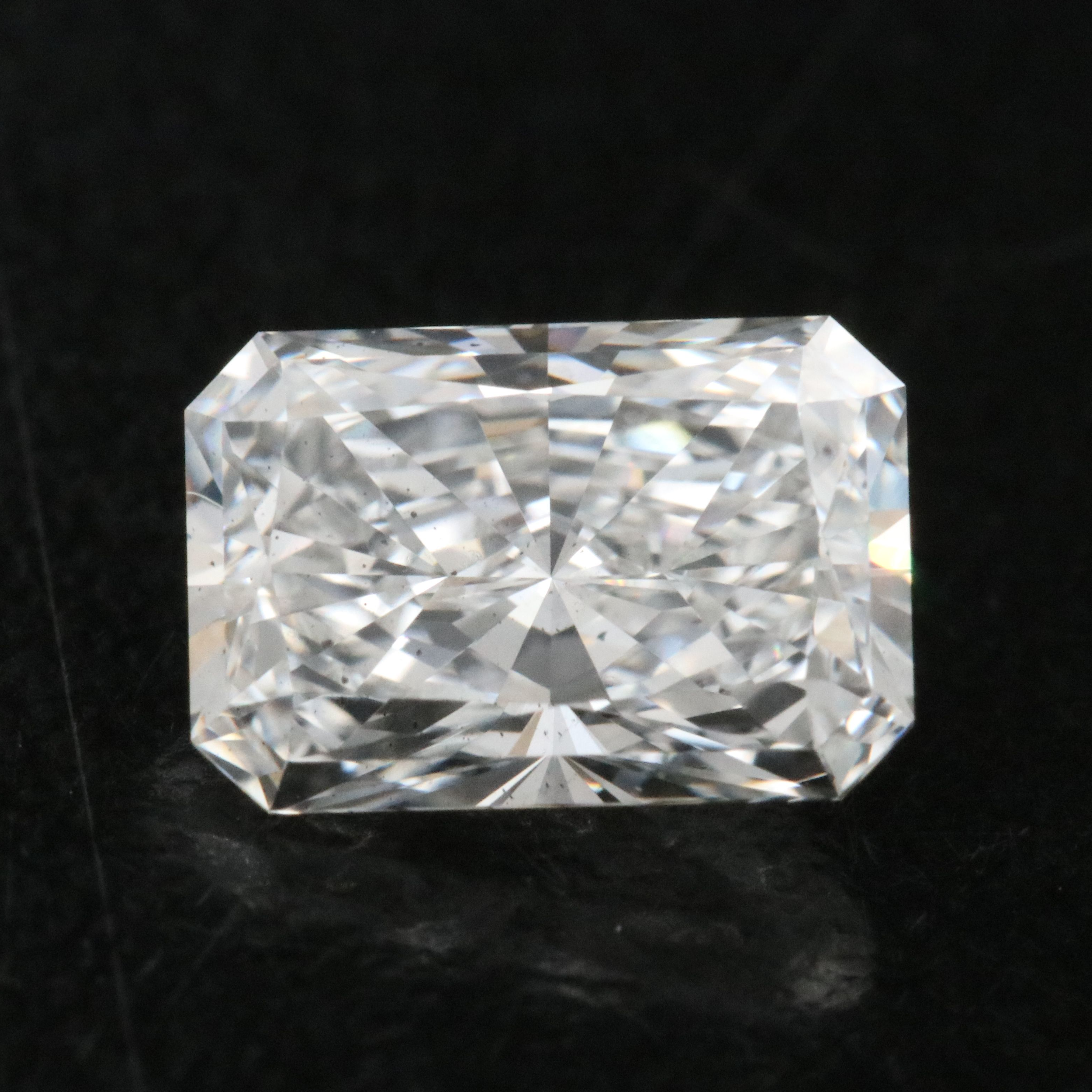 Loose 1.37 CT Lab Grown Diamond with IGI Report