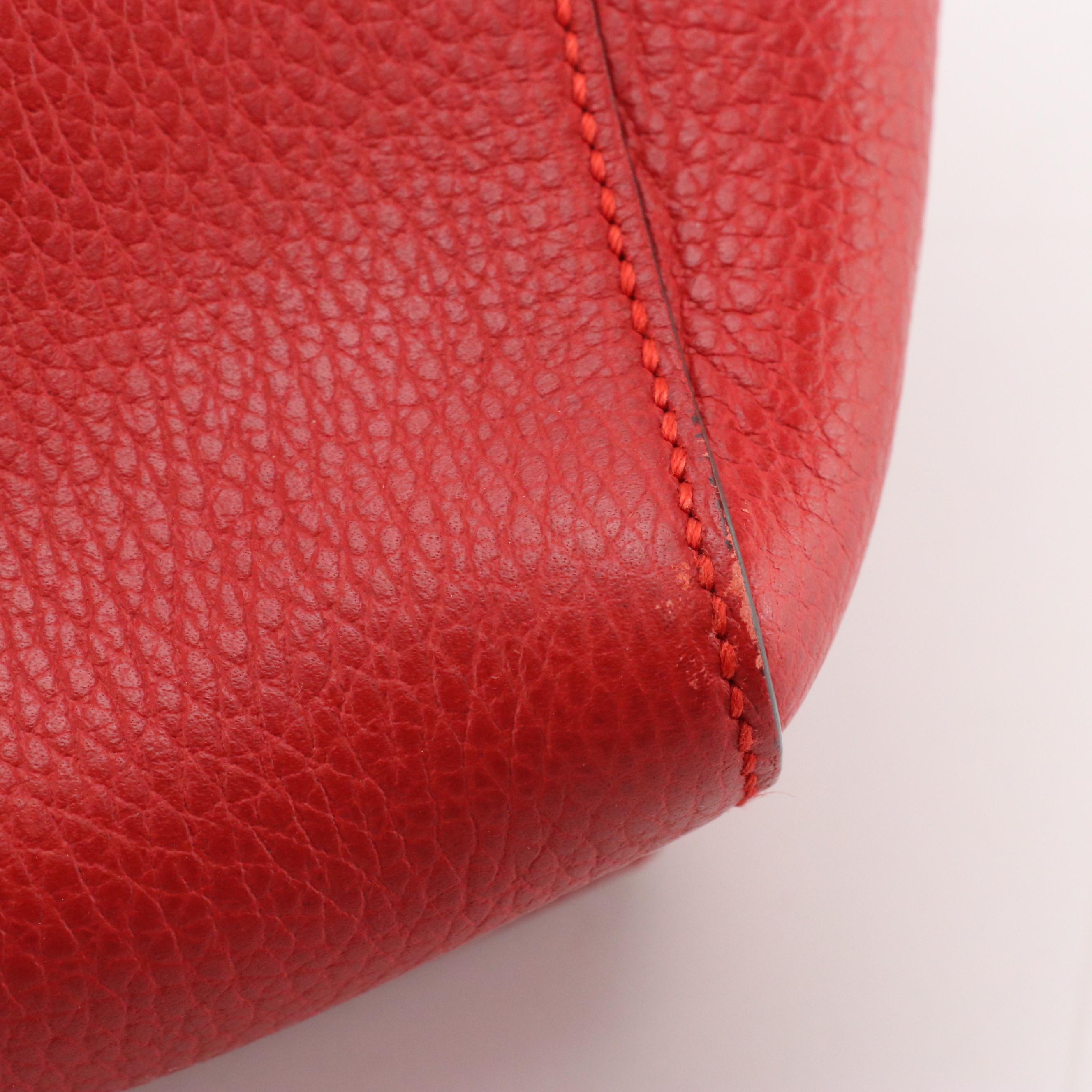 Gucci Two-Way Swing Tote in Cherry Red Grained Leather