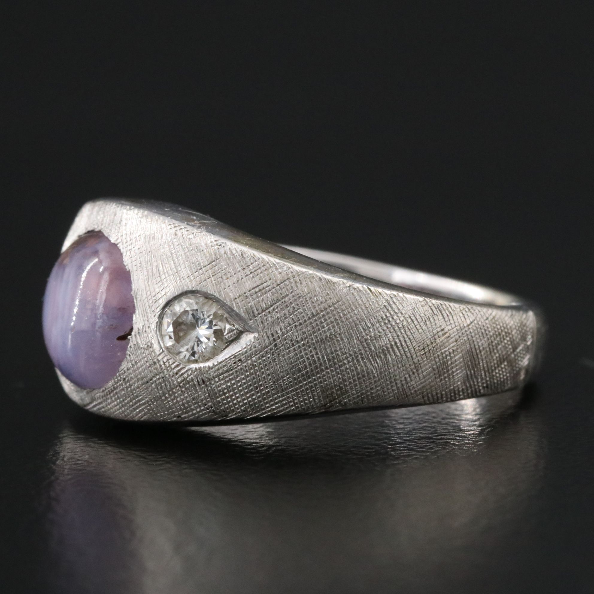 Vintage 14K Star Sapphire and Diamond Ring