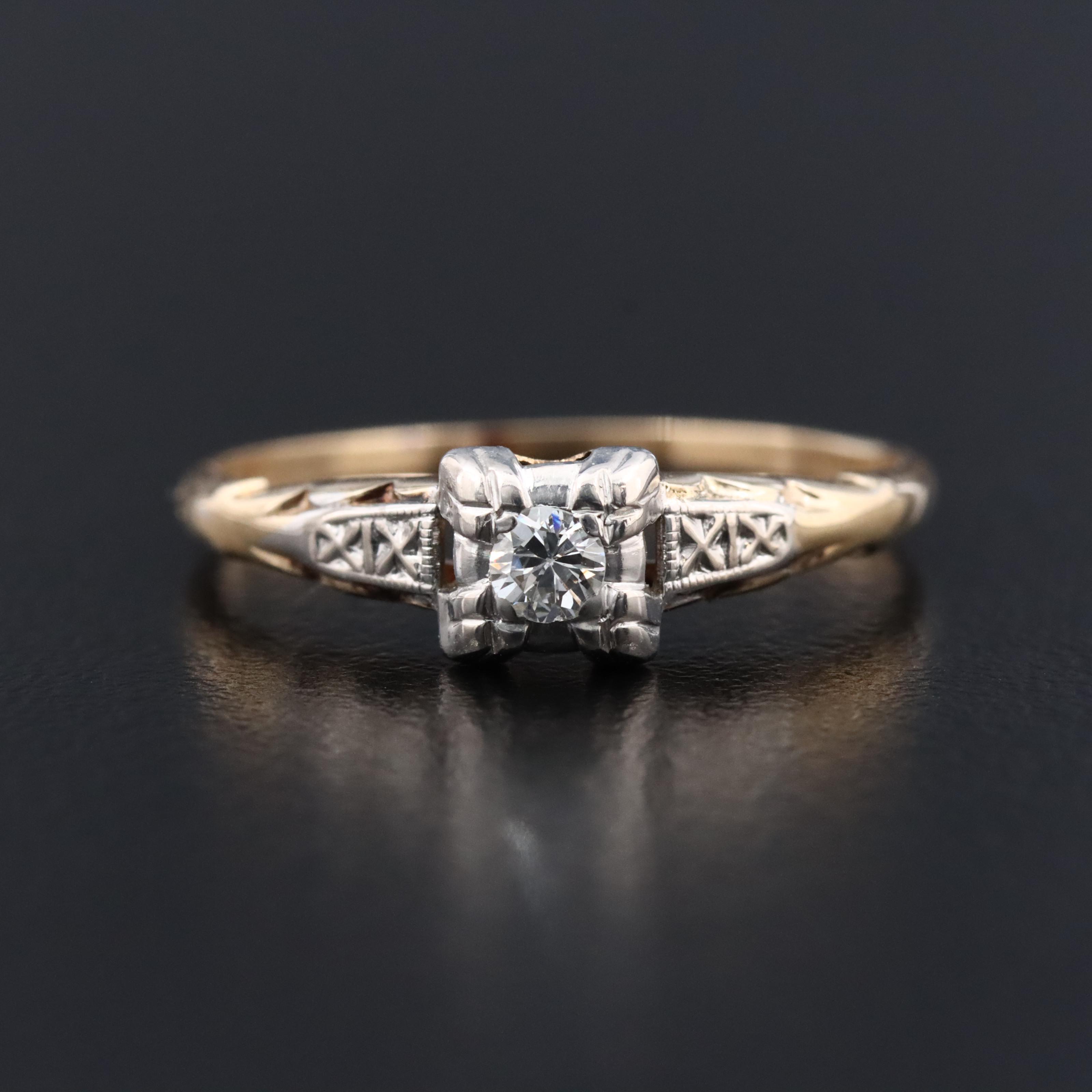 Vintage 14K 0.08 CT Diamond Ring with Palladium Settings