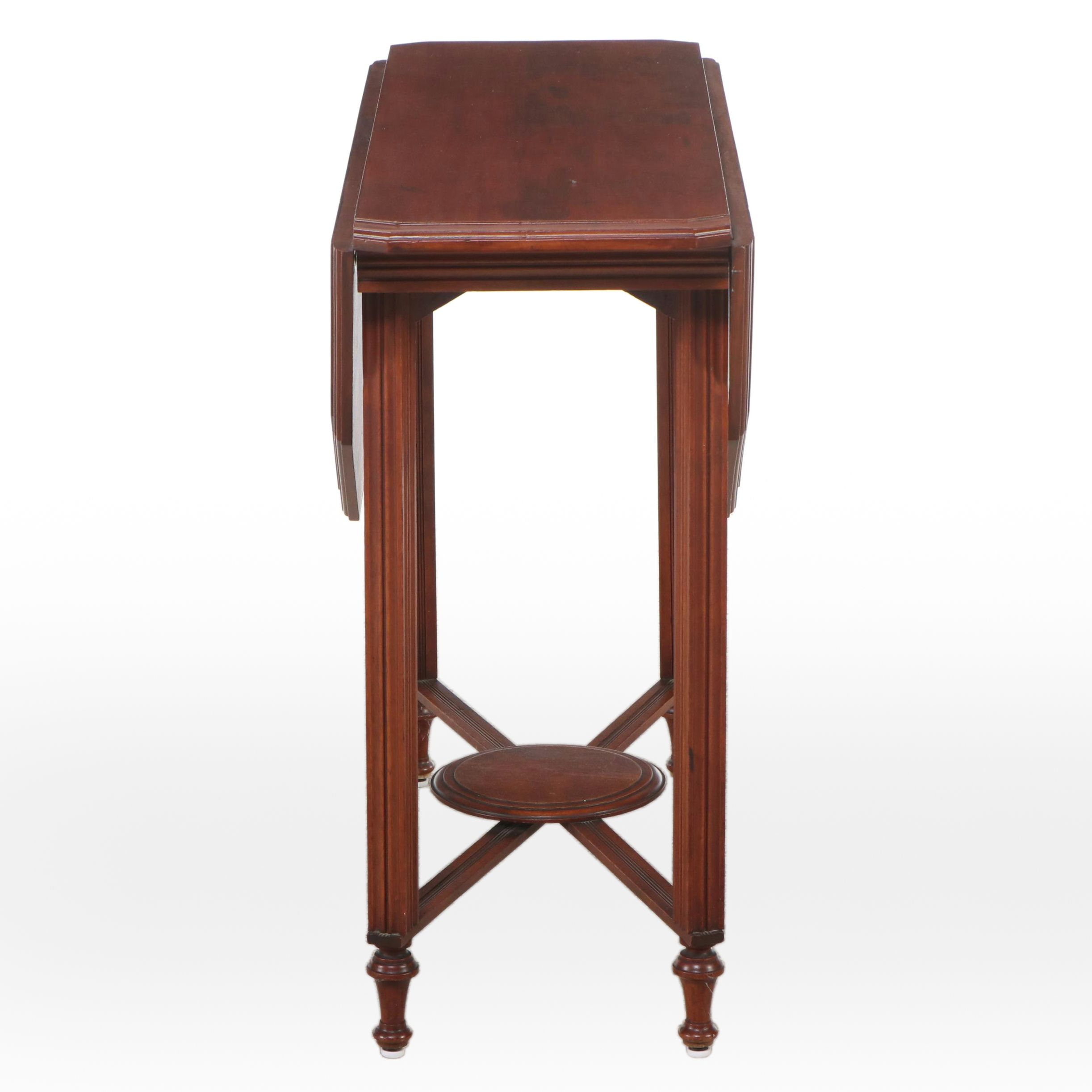 William and Mary Style Mahogany Pembroke Table, 20th Century