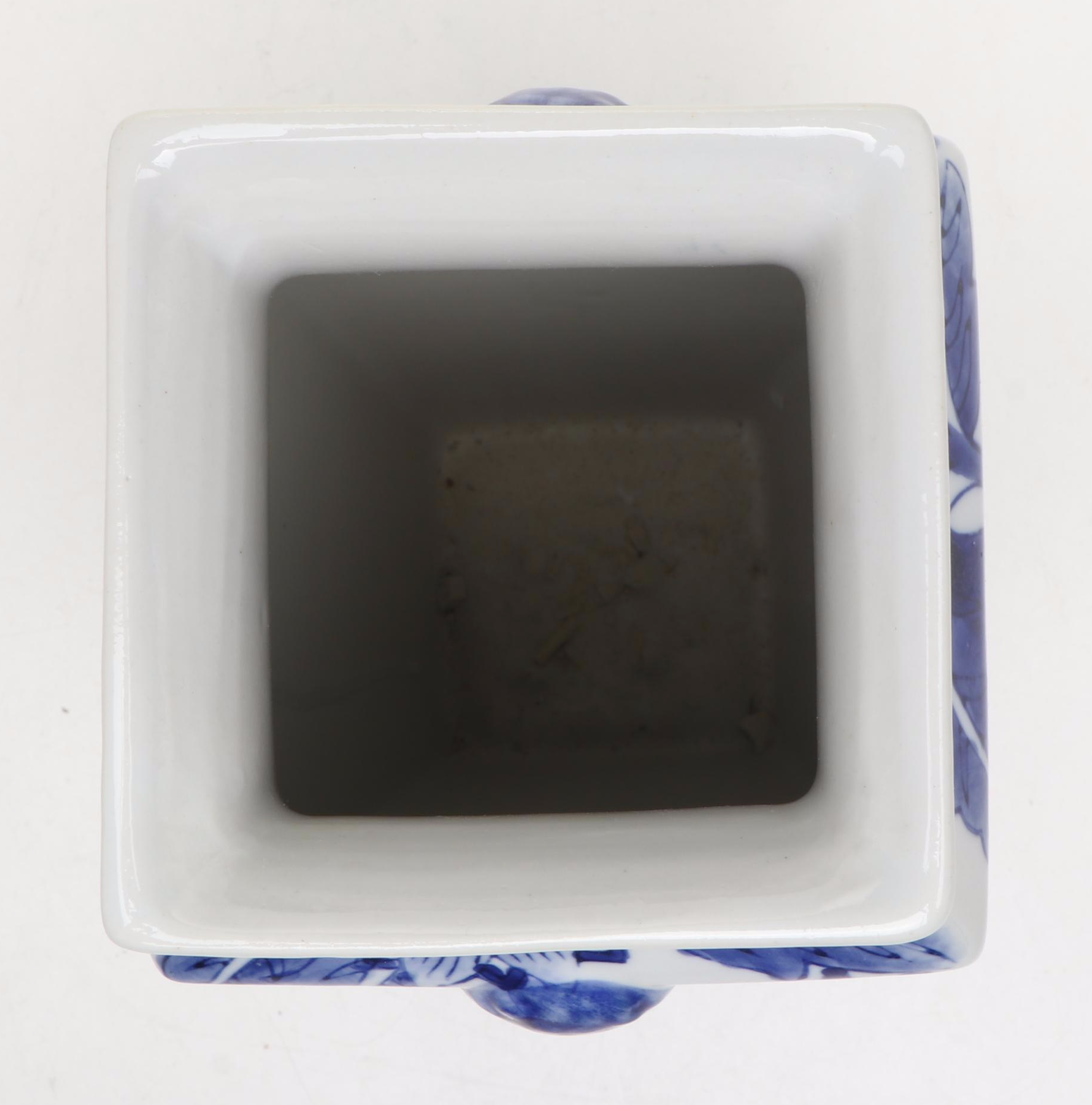 Chinese Floral Blue and White Porcelain Vase with Shell and MOP Wall Décor