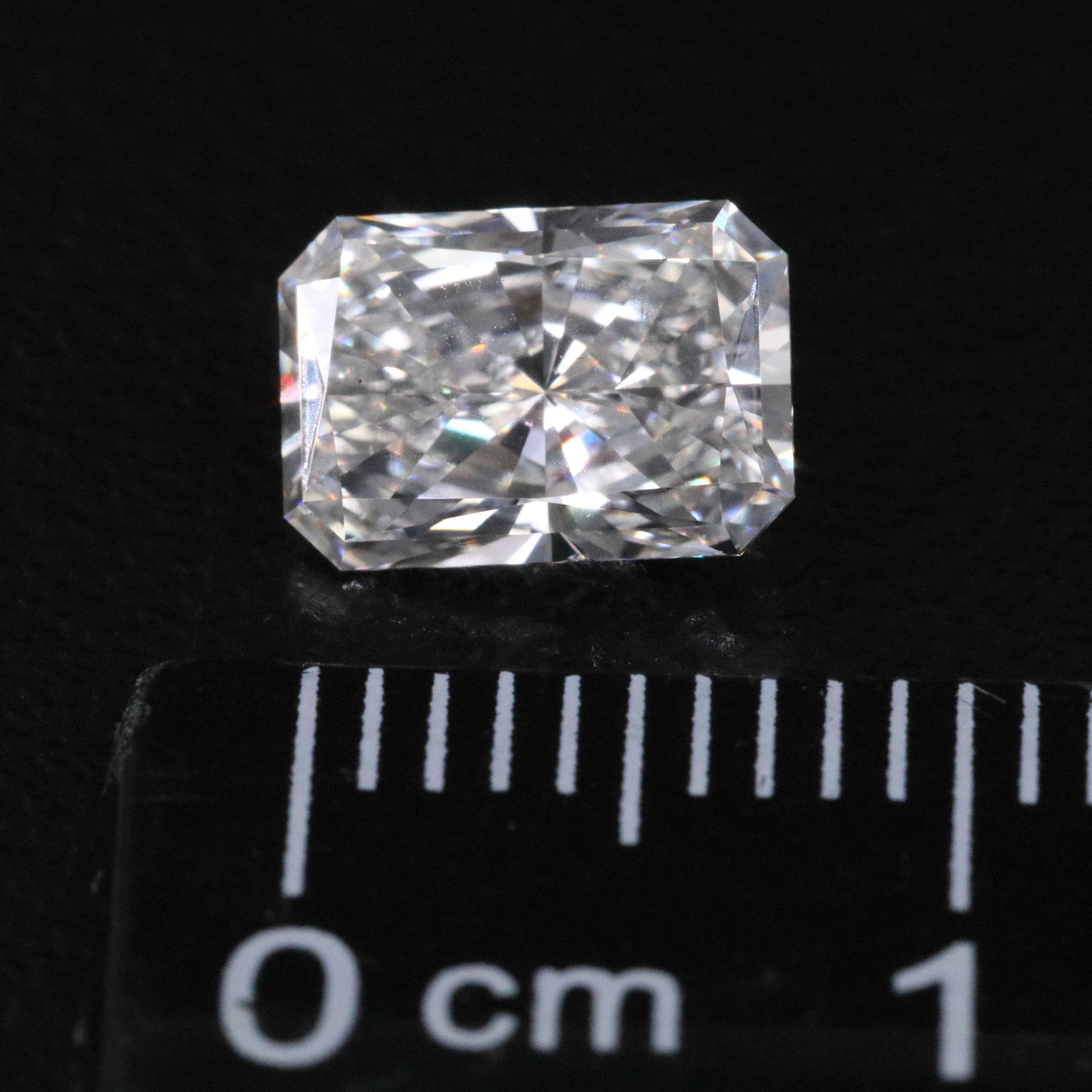 Loose 1.38 CT Lab Grown Diamond with IGI Report