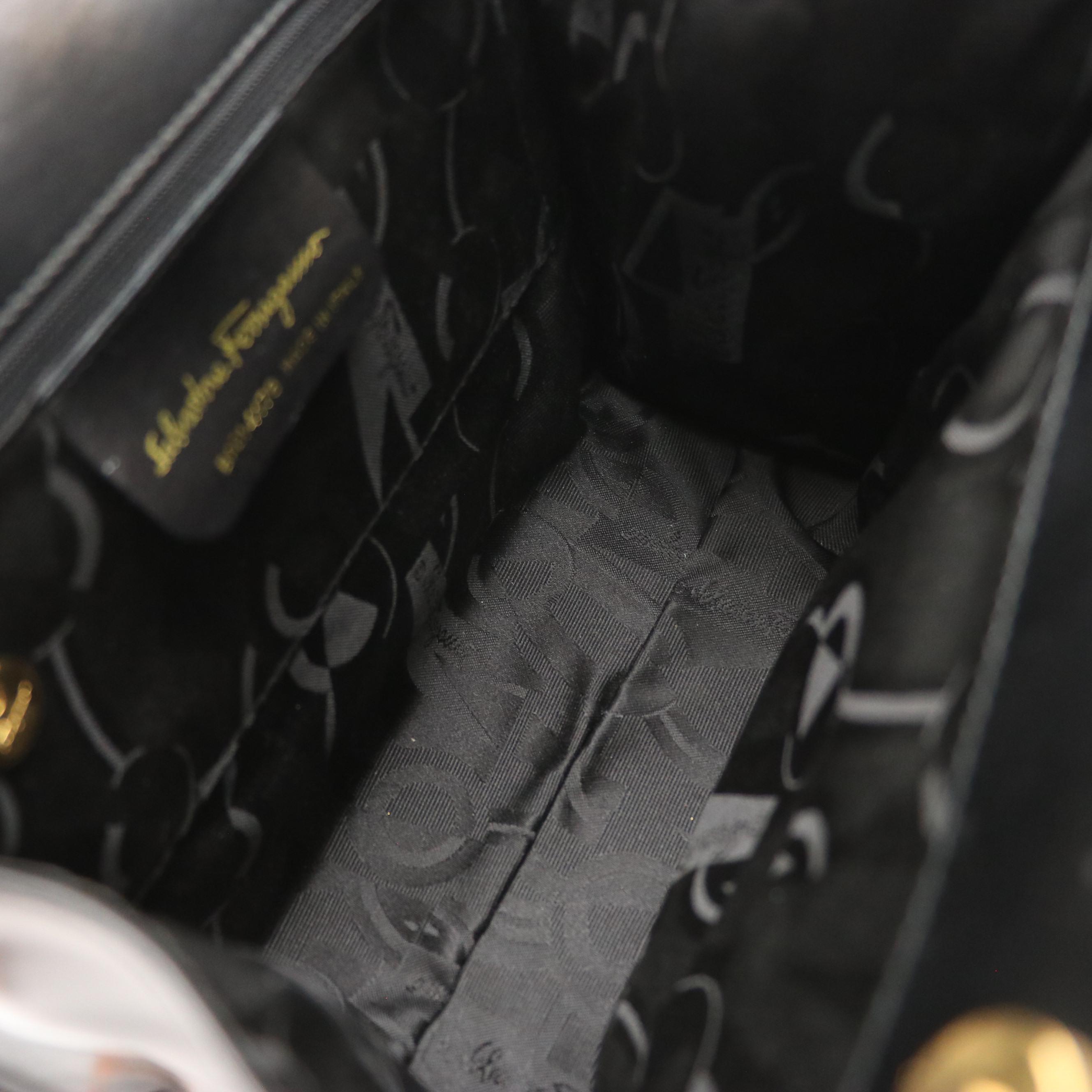 Salvatore Ferragamo Vara Bow Handbag in Black Leather