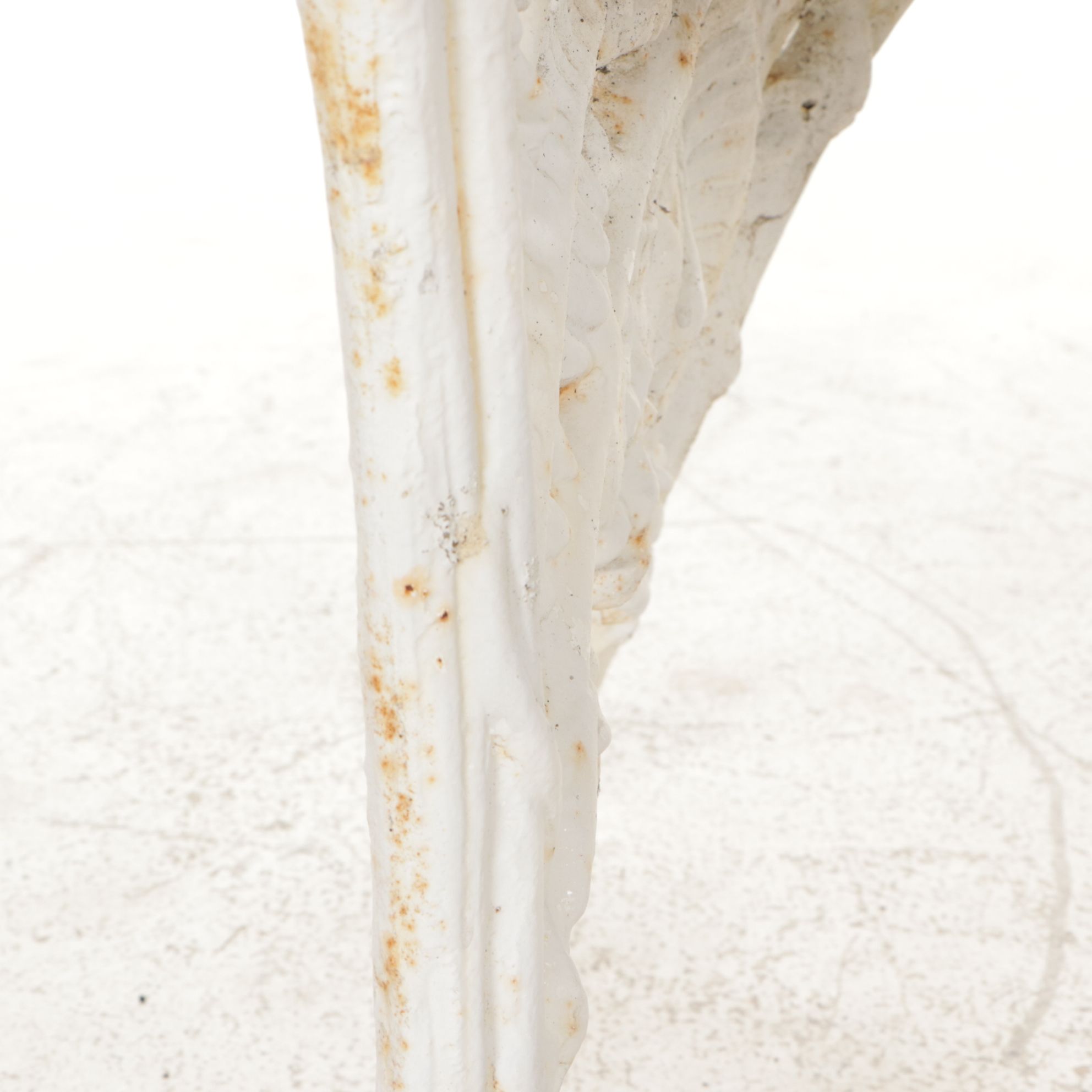 White-Painted Cast Iron Outdoor Chair With Fern Frond Back and Triangle Seat