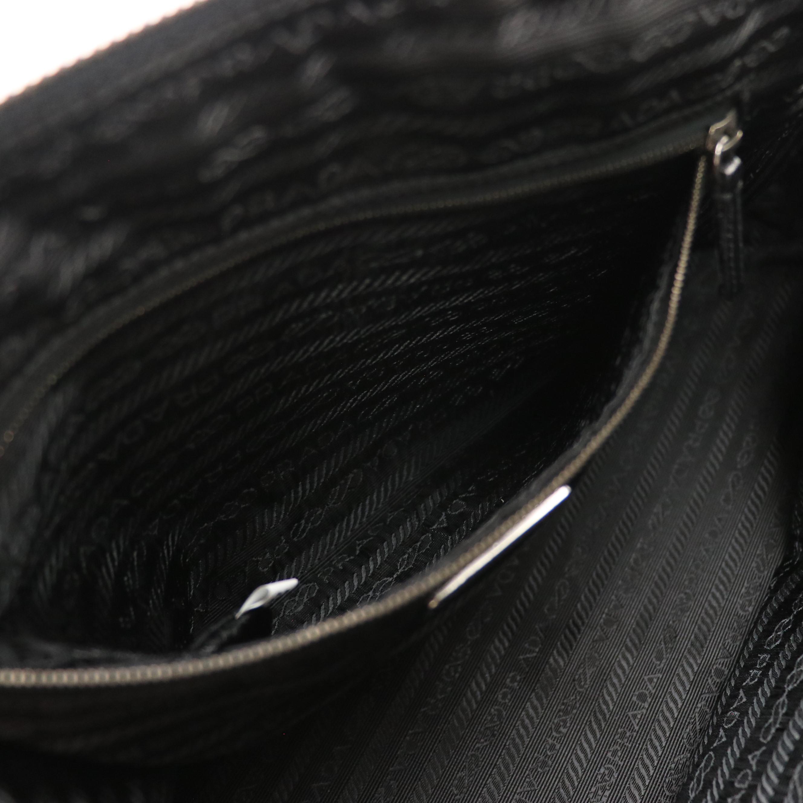 Prada Top Handle Locking Bag BN0477 in Textured Patent Leather