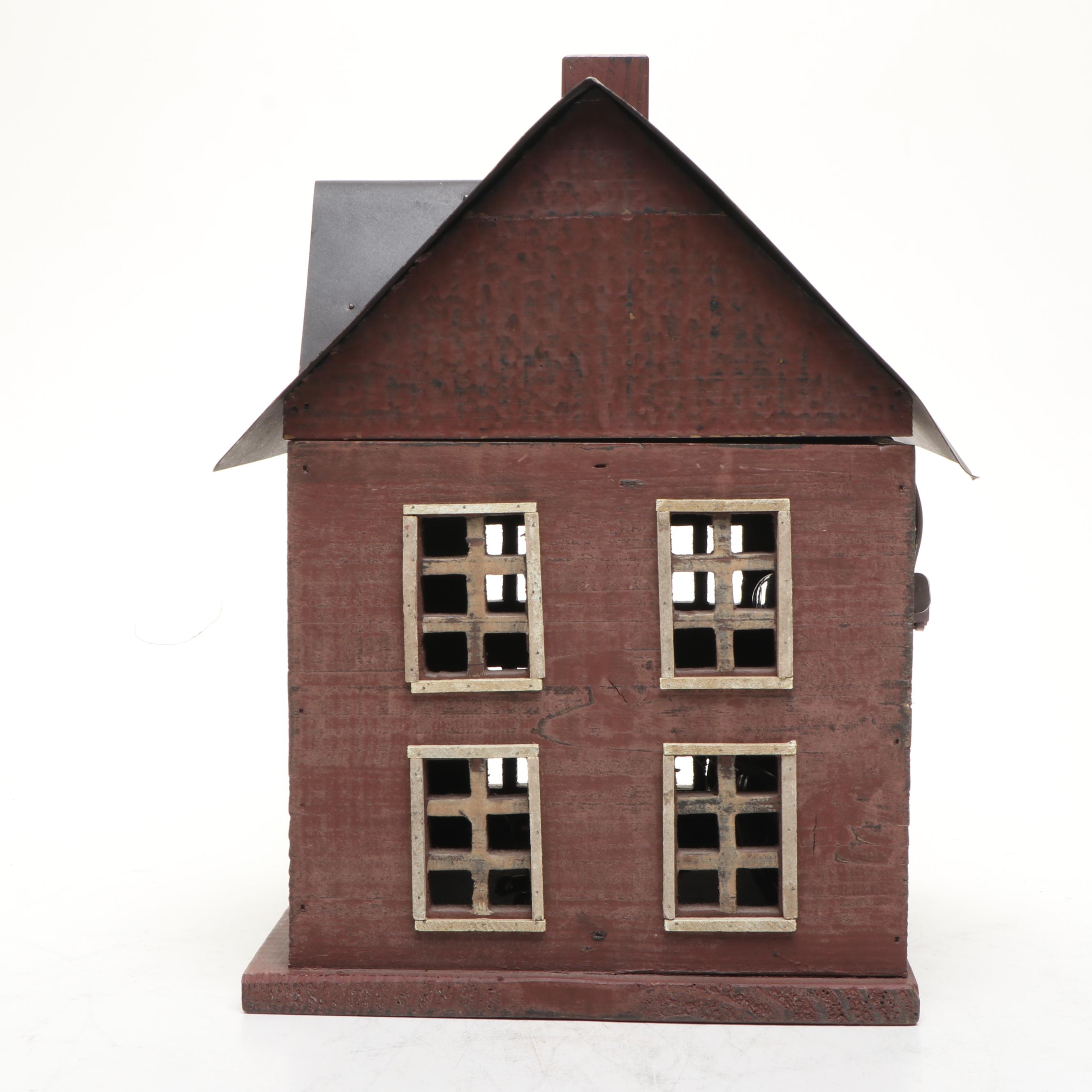 Colonial Style Wood and Metal House Novelty Lamp