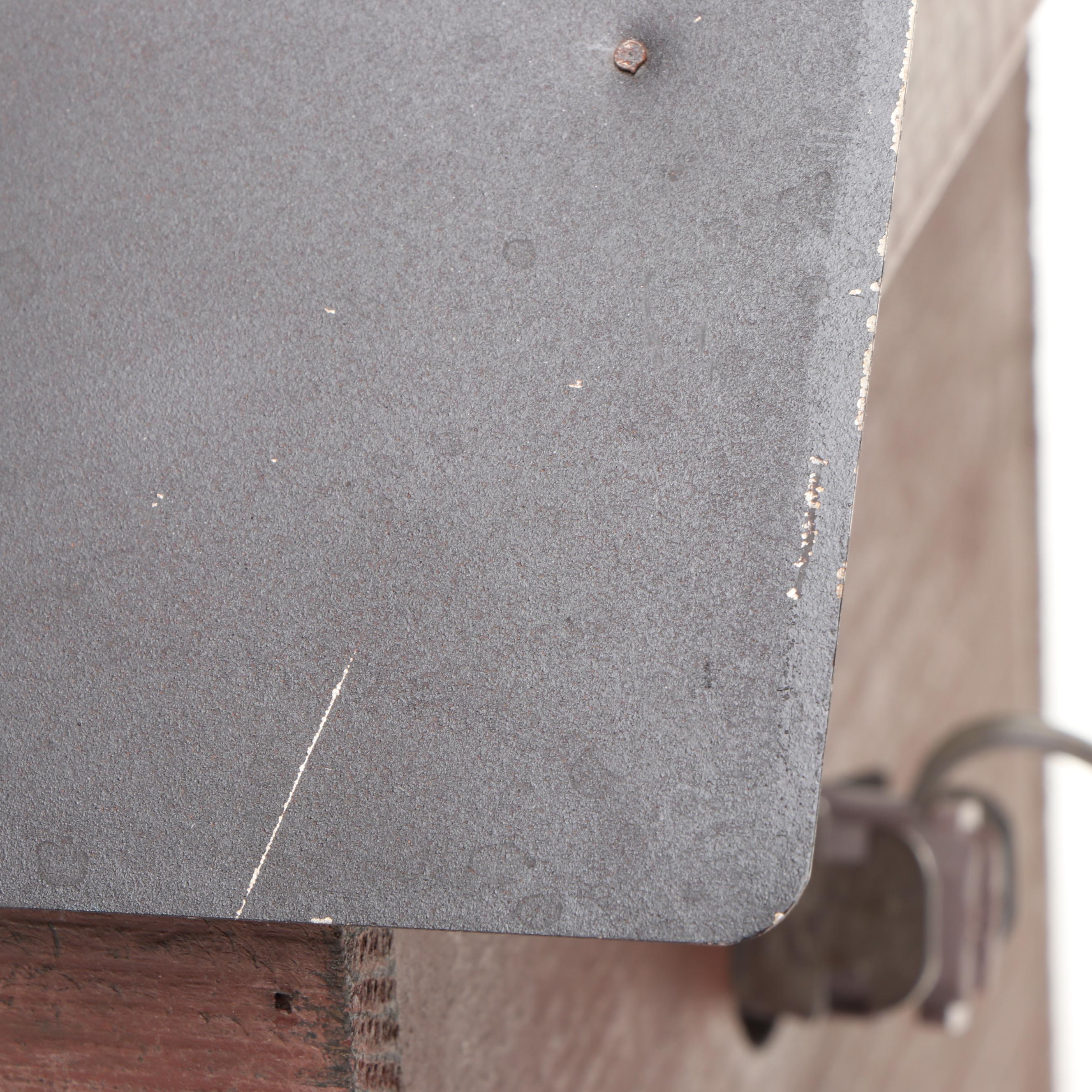 Colonial Style Wood and Metal House Novelty Lamp