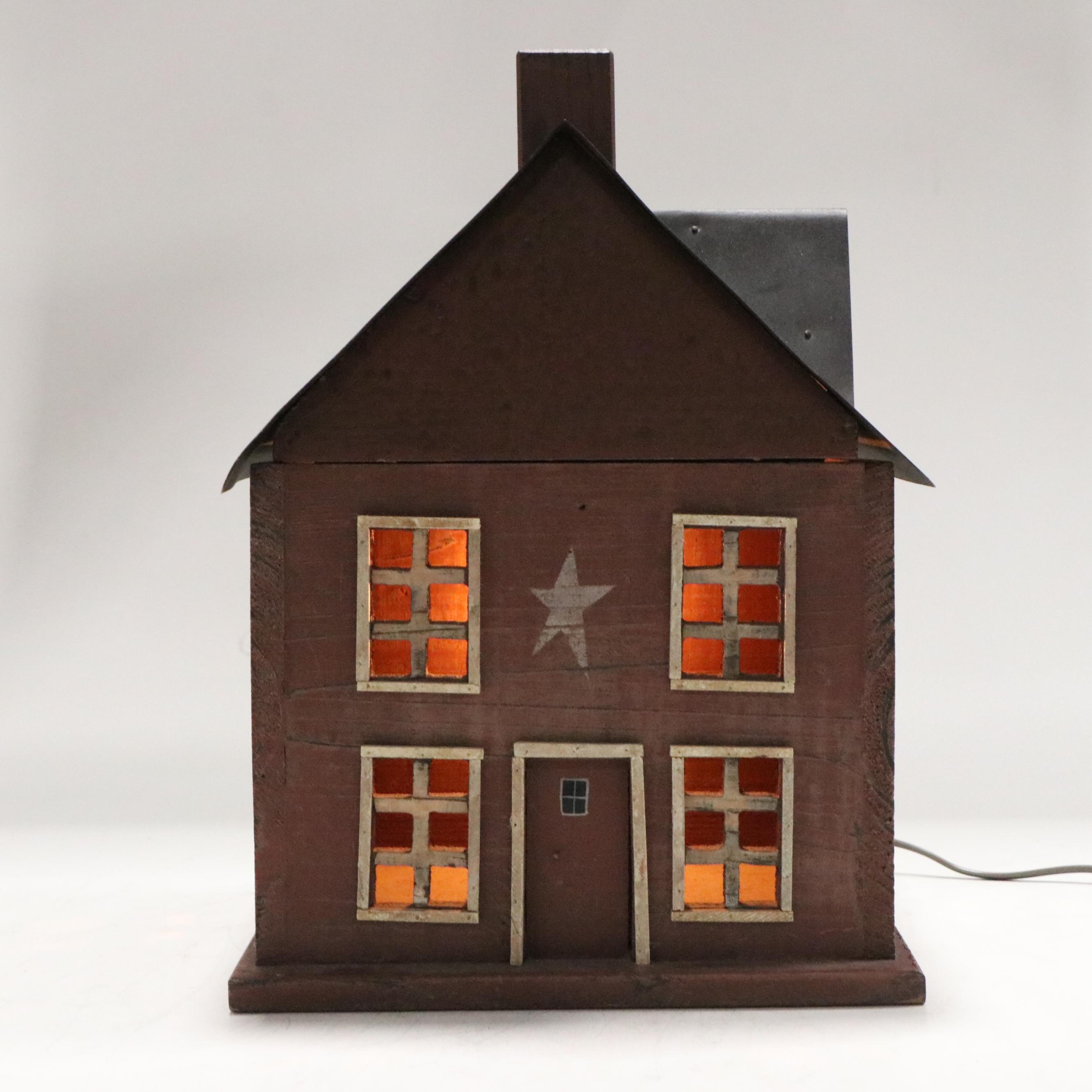 Colonial Style Wood and Metal House Novelty Lamp