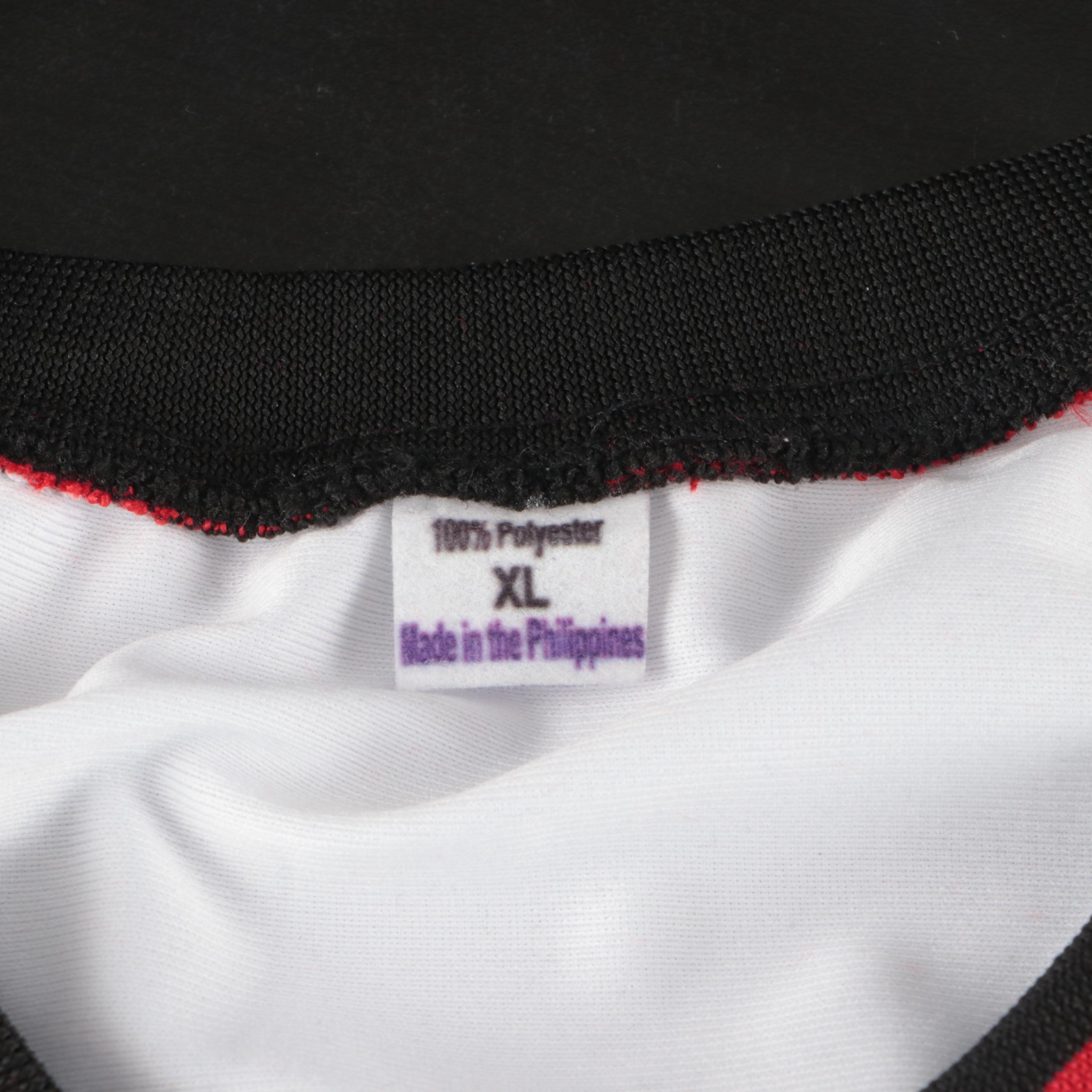 Chevy Chase Signed "Christmas Vacation: Clark Griswold" Hockey Jersey, Beckett