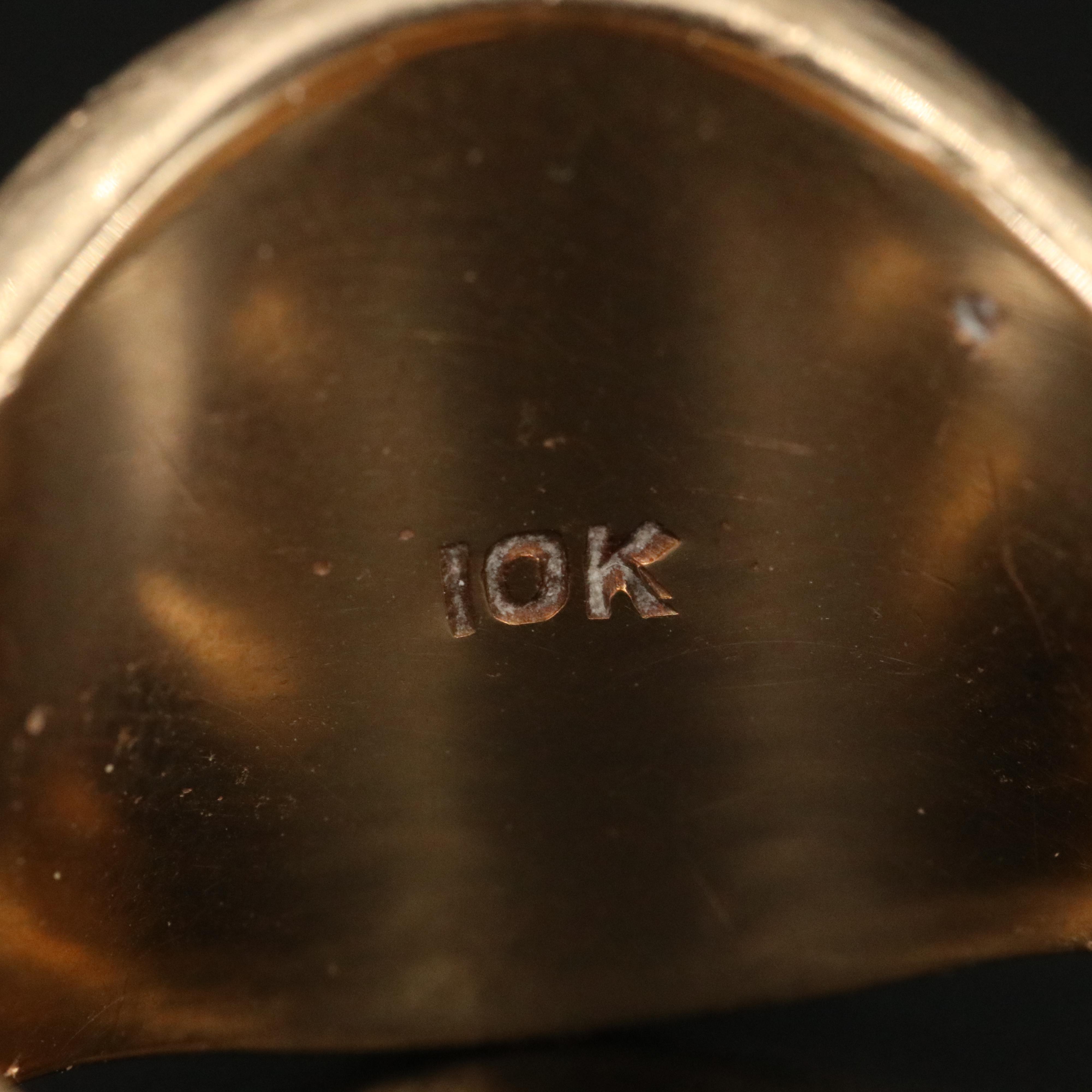 Vintage 10K Signet Ring