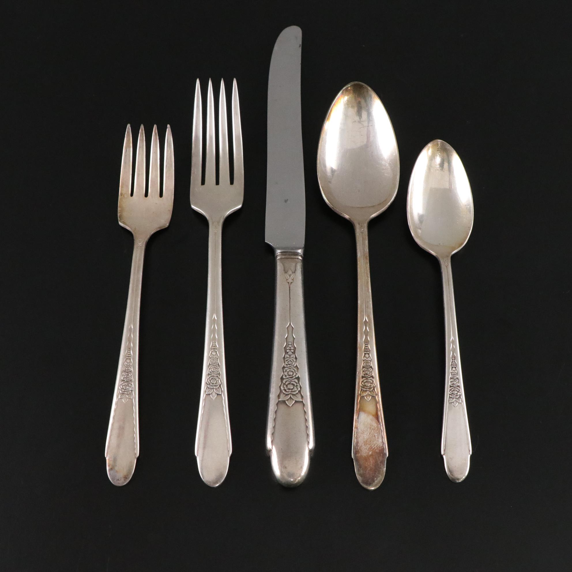 Wm. Rogers "Gardenia" Silver Plate Flatware Set & Case