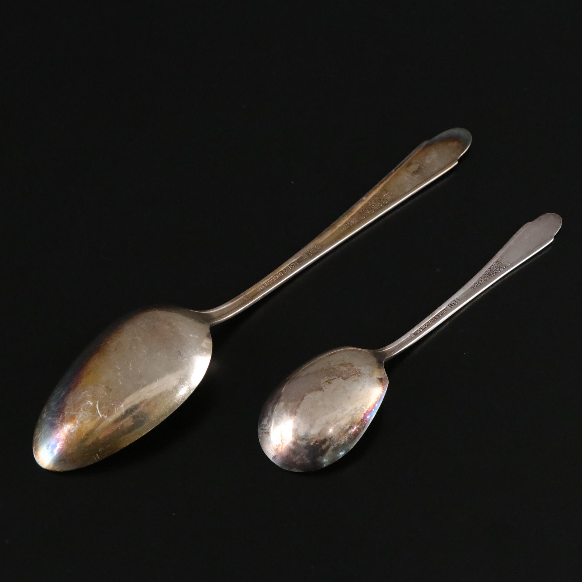 Wm. Rogers "Gardenia" Silver Plate Flatware Set & Case