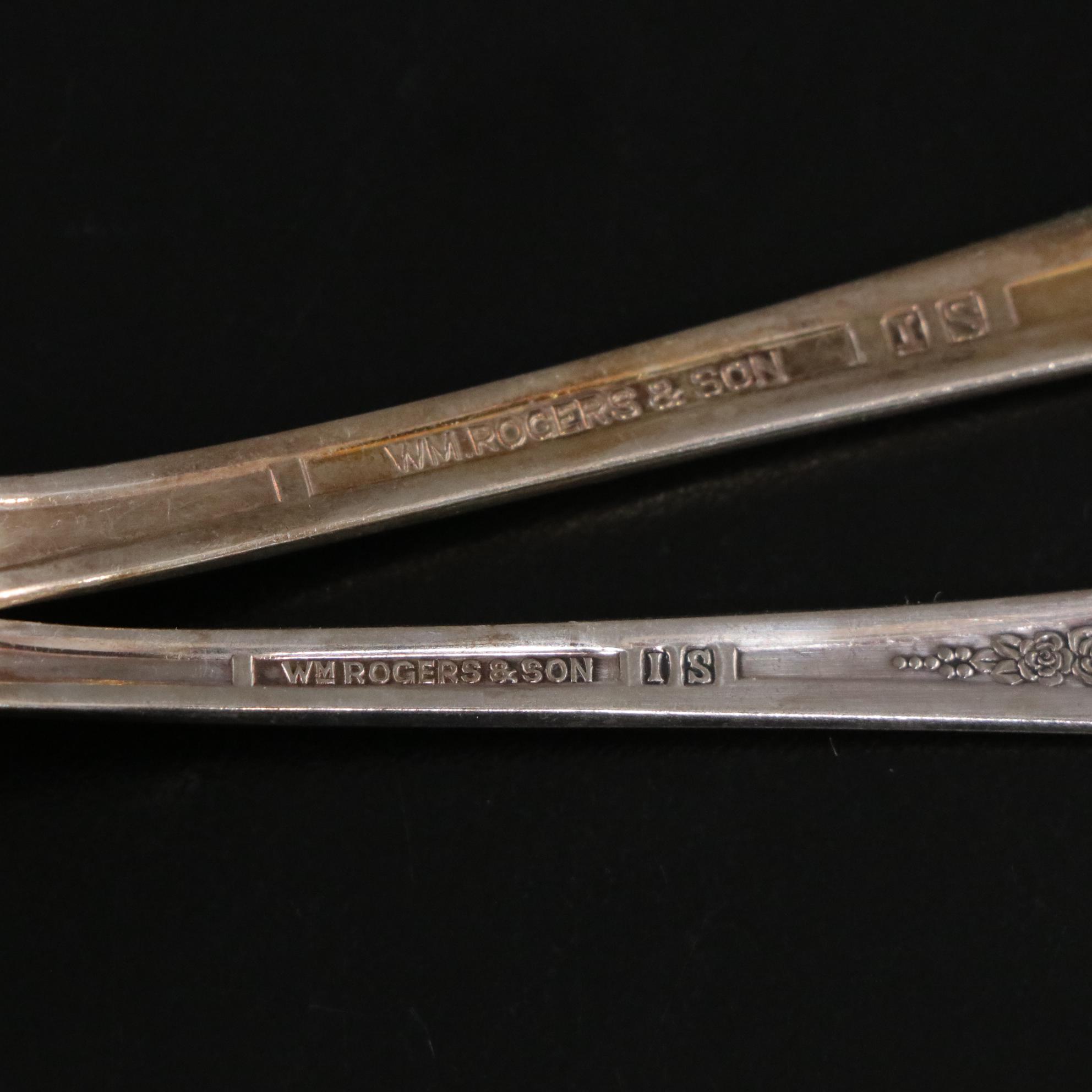 Wm. Rogers "Gardenia" Silver Plate Flatware Set & Case