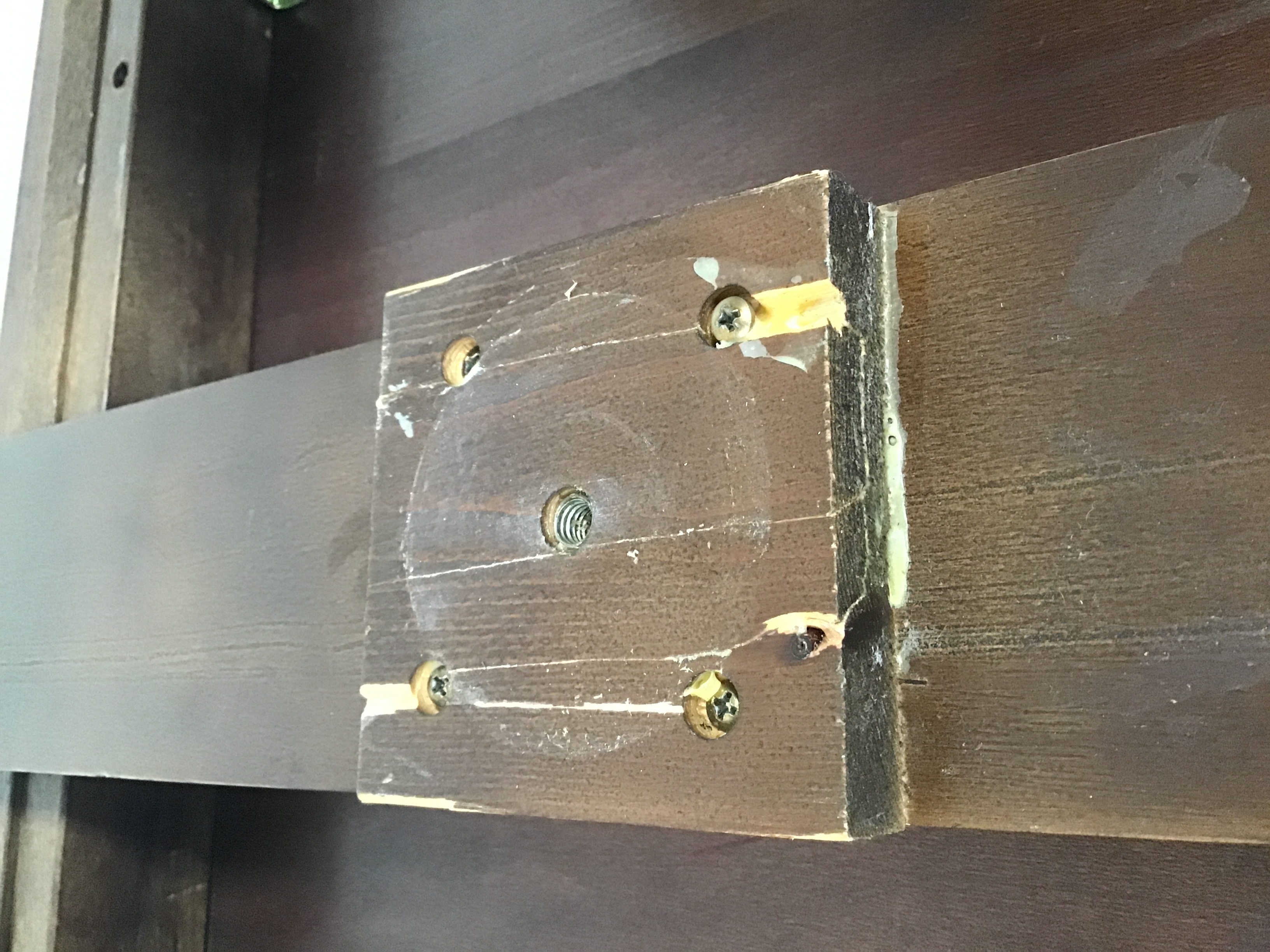 Kincaid "Weatherford" Seven-Piece Dining Set