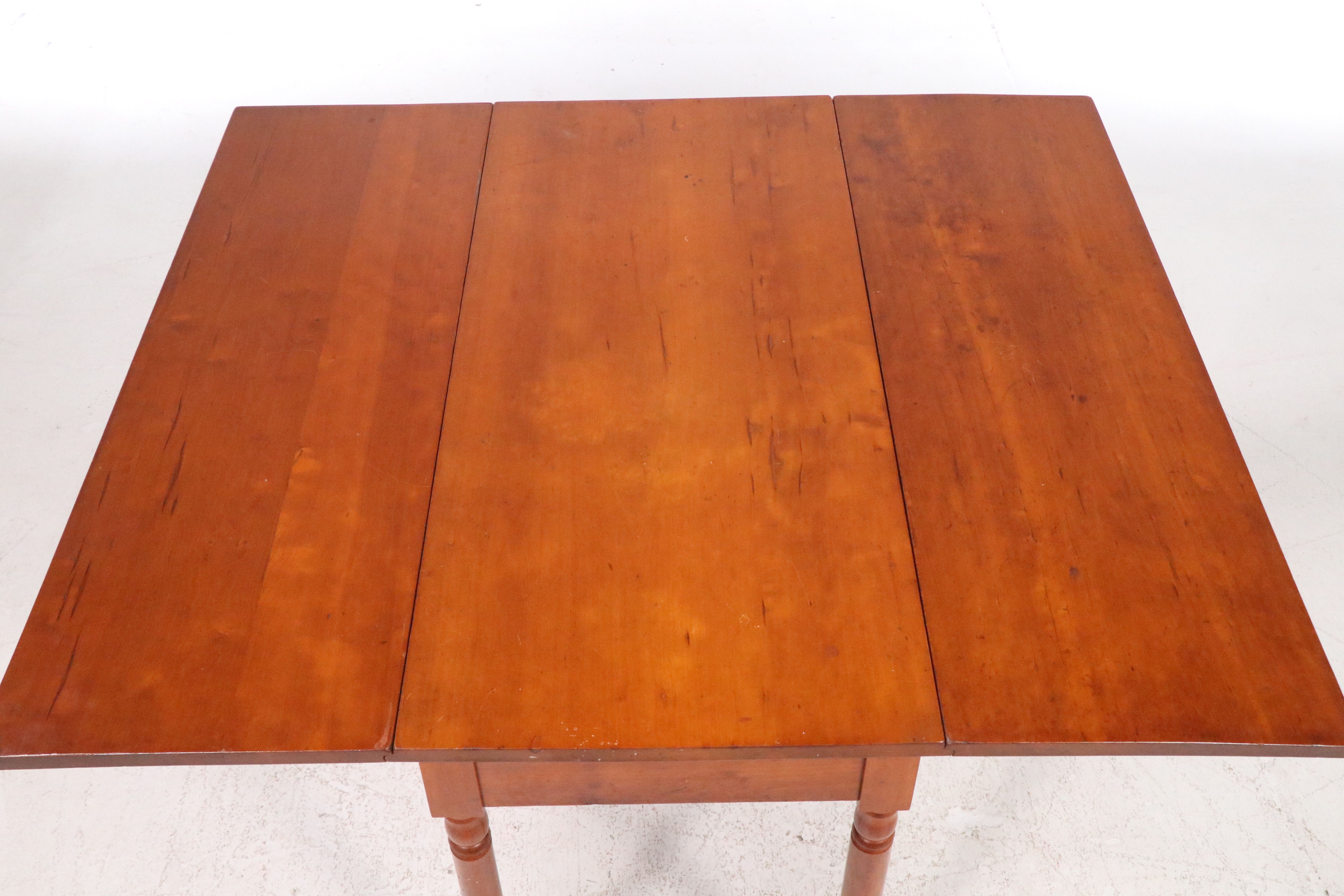 Federal Style Cherry Drop-Leaf Table