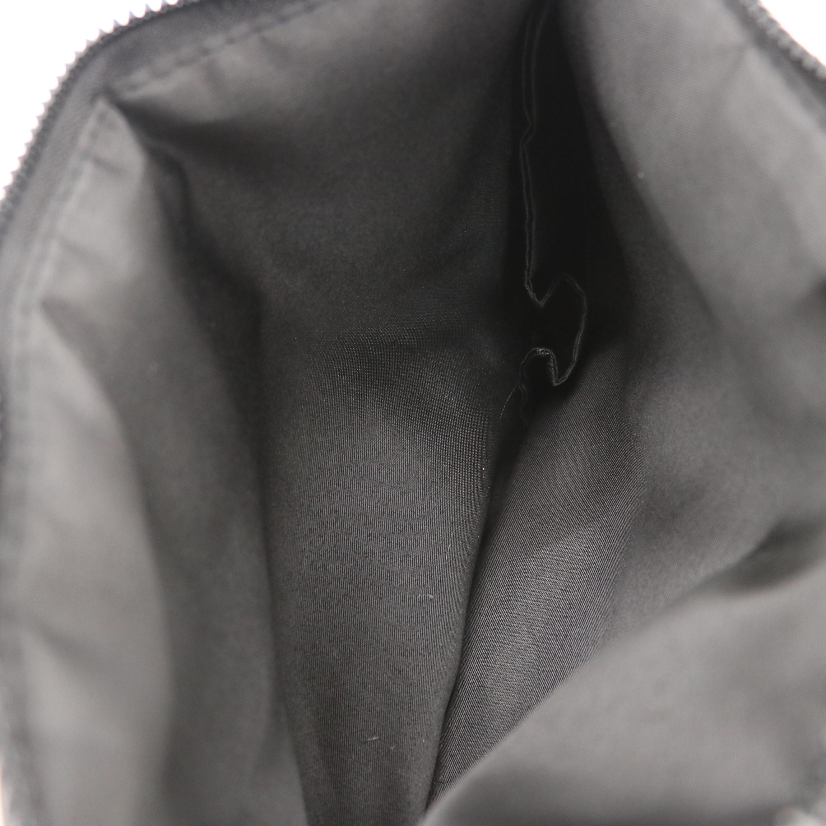 Chanel Beauté Promotional CC Zip Pouch in Quilted Polyester