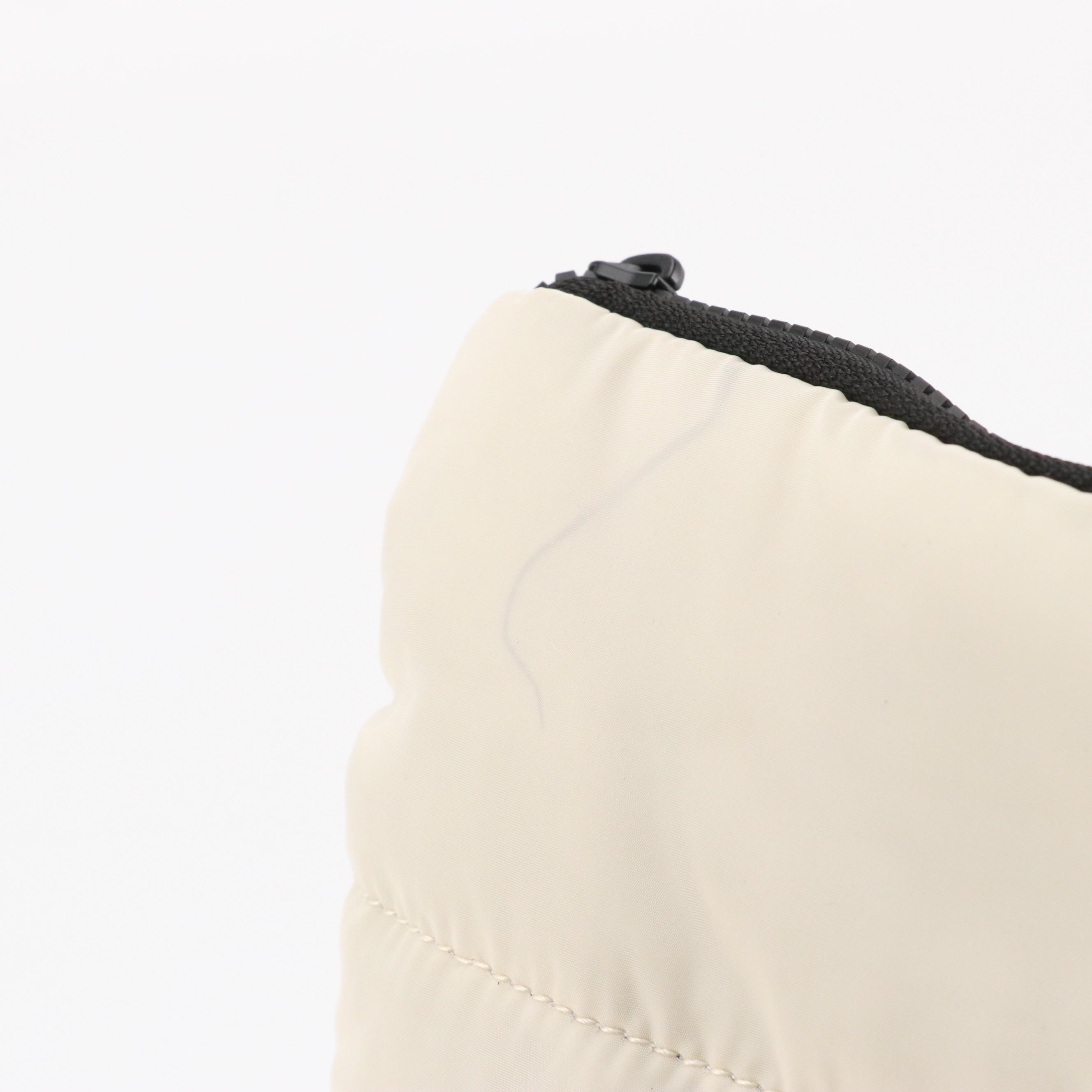 Chanel Beauté Promotional CC Zip Pouch in Quilted Polyester