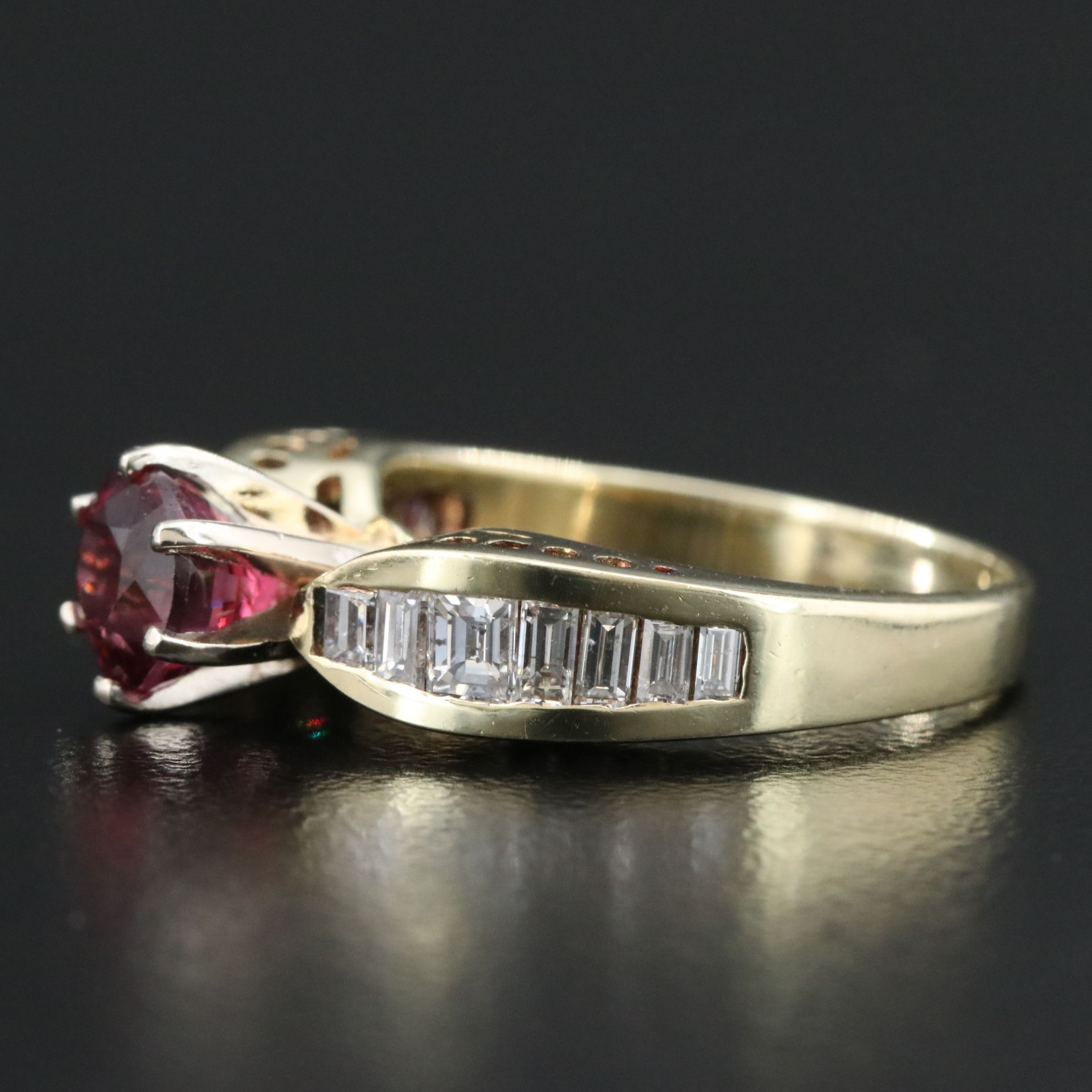 18K 1.40 CT Unheated Burmese Spinel and 1.02 CTW Diamond Ring with GIA Report