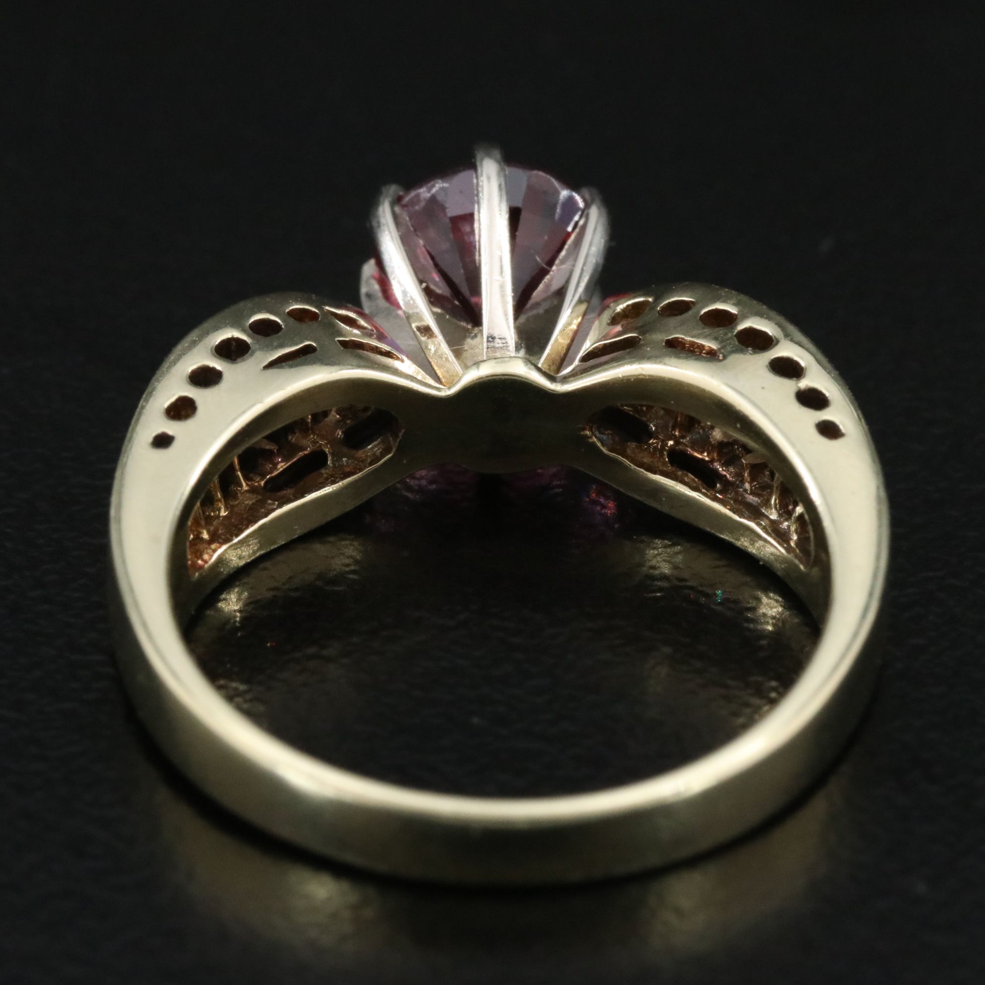 18K 1.40 CT Unheated Burmese Spinel and 1.02 CTW Diamond Ring with GIA Report