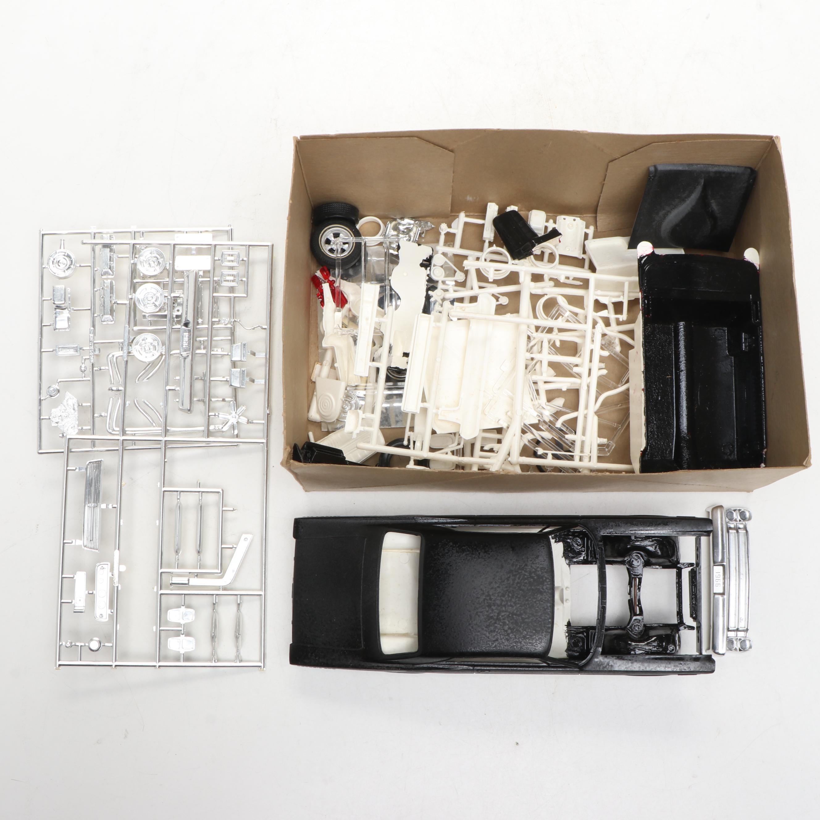 MPC "Chevrolet Panel Truck 1933," Monogram "Mako Shark" and More Model Cars