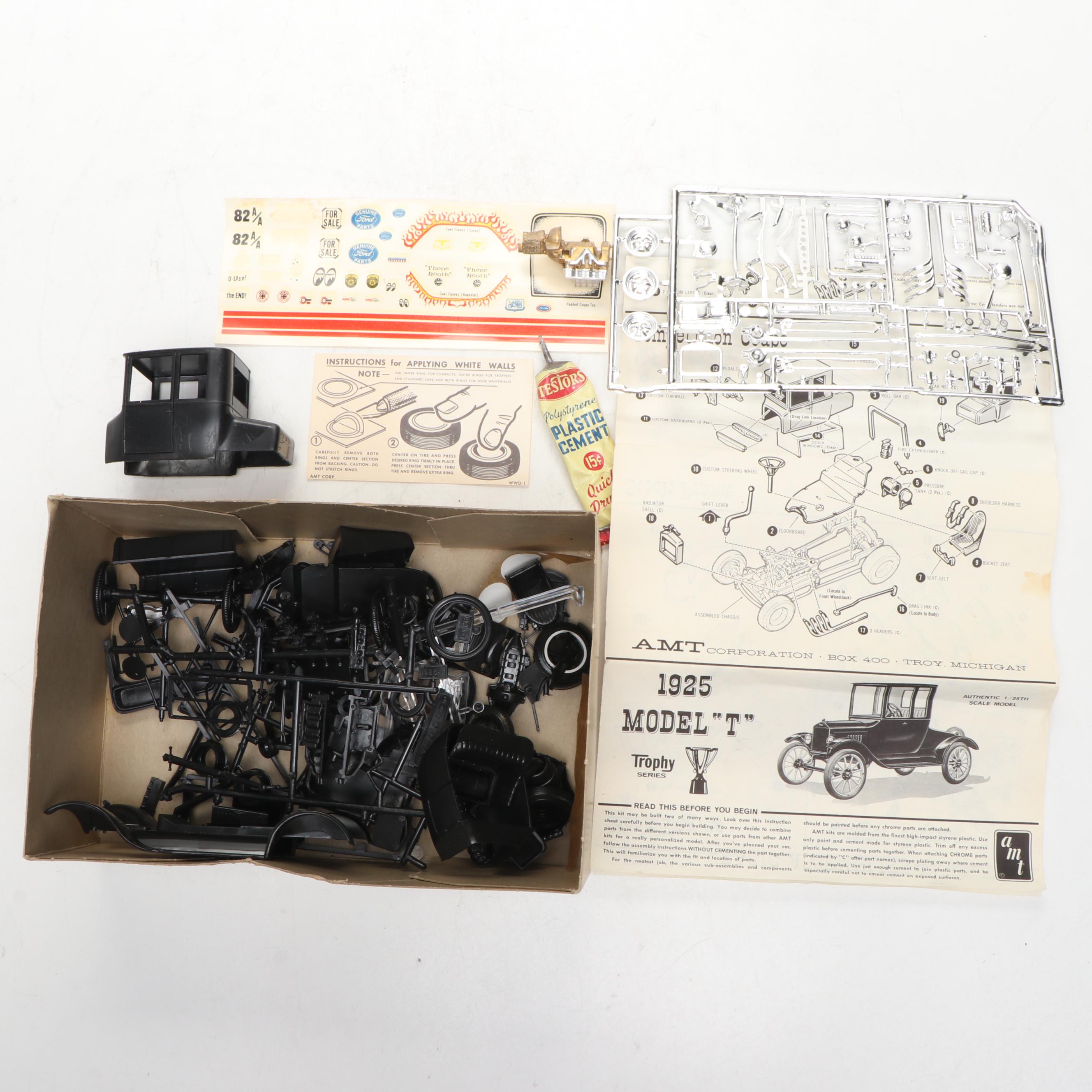 MPC "Chevrolet Panel Truck 1933," Monogram "Mako Shark" and More Model Cars