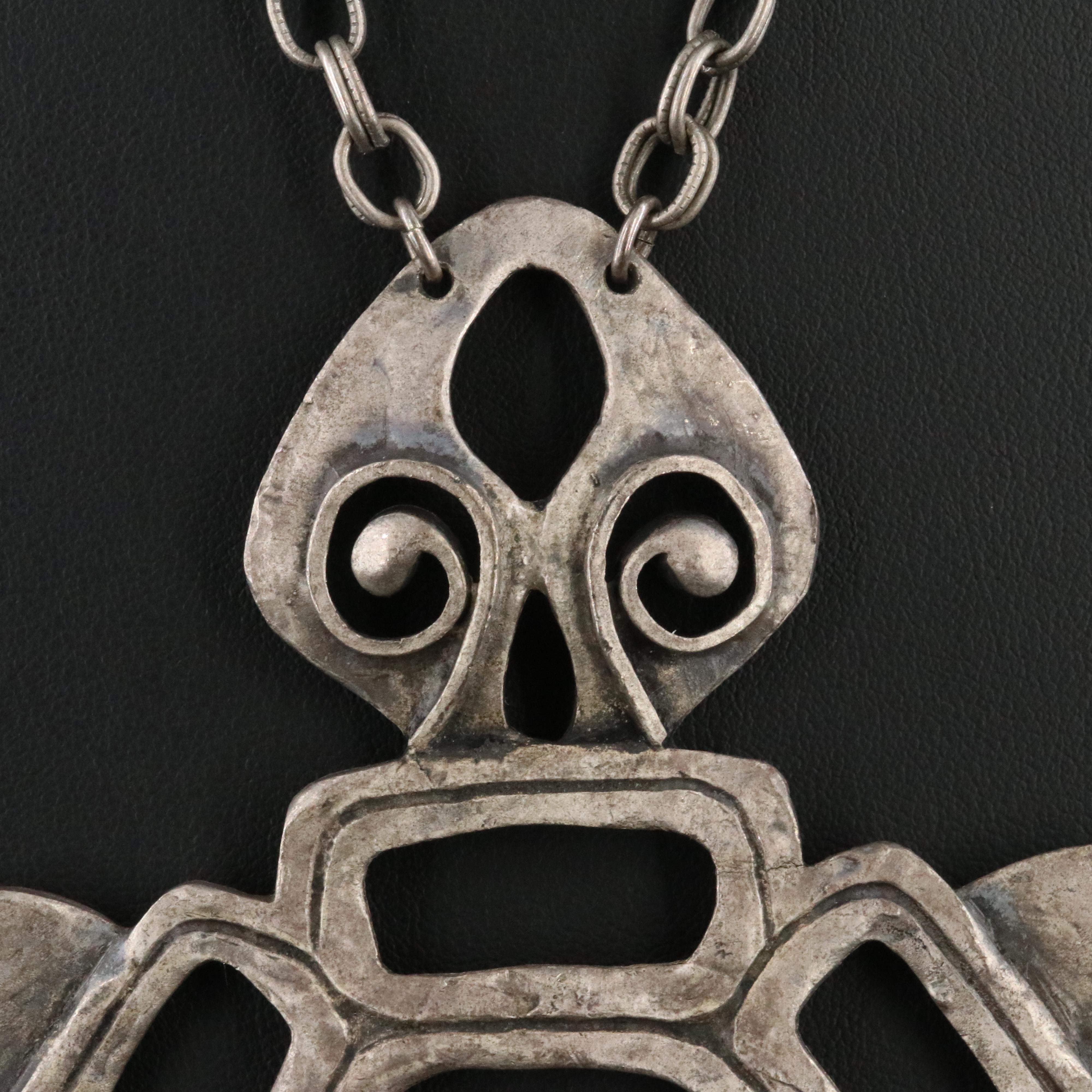 Lind-Gal, American Modernist Segmented Turtle Necklace
