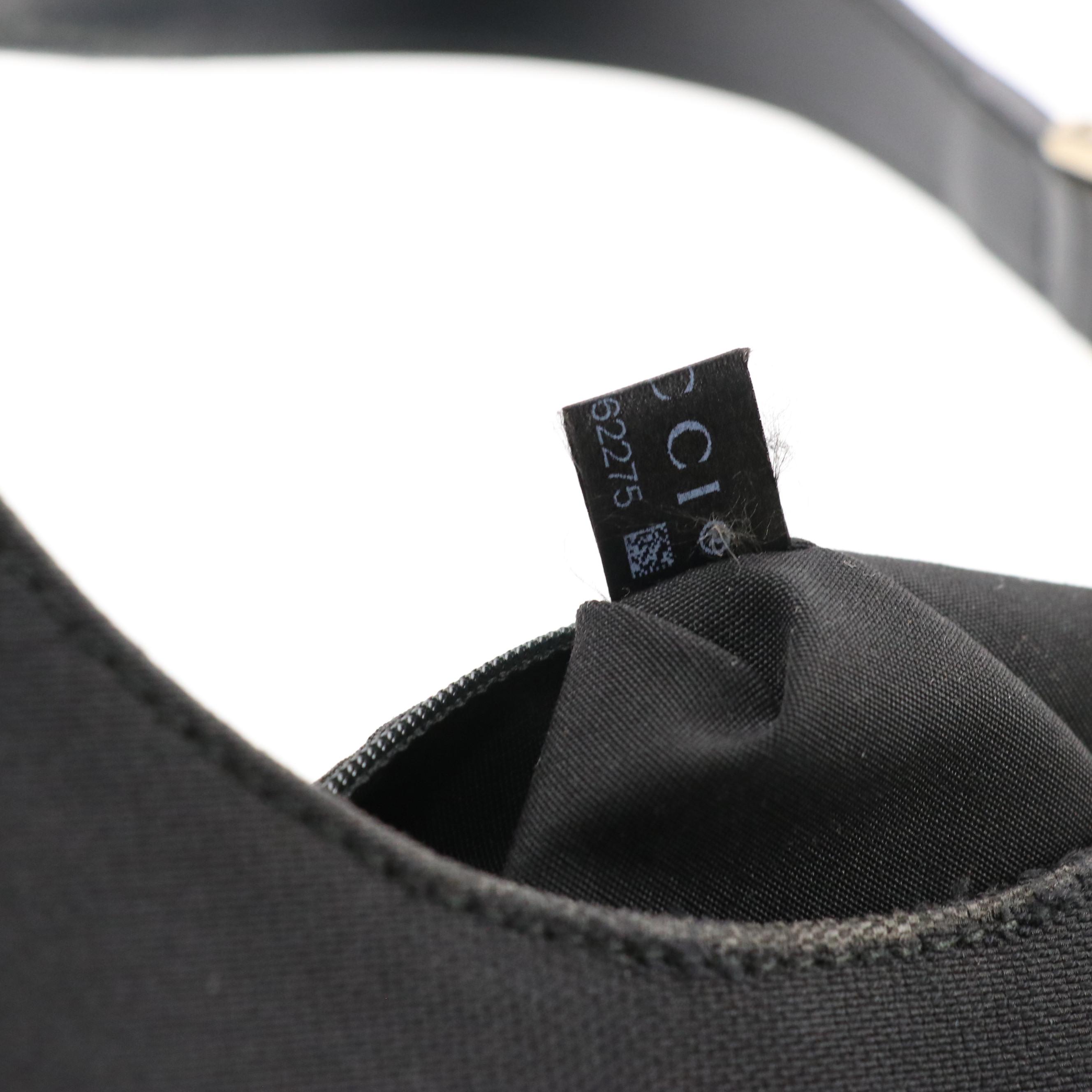 Gucci Hobo Shoulder Bag in Black Canvas and Black Leather Trim