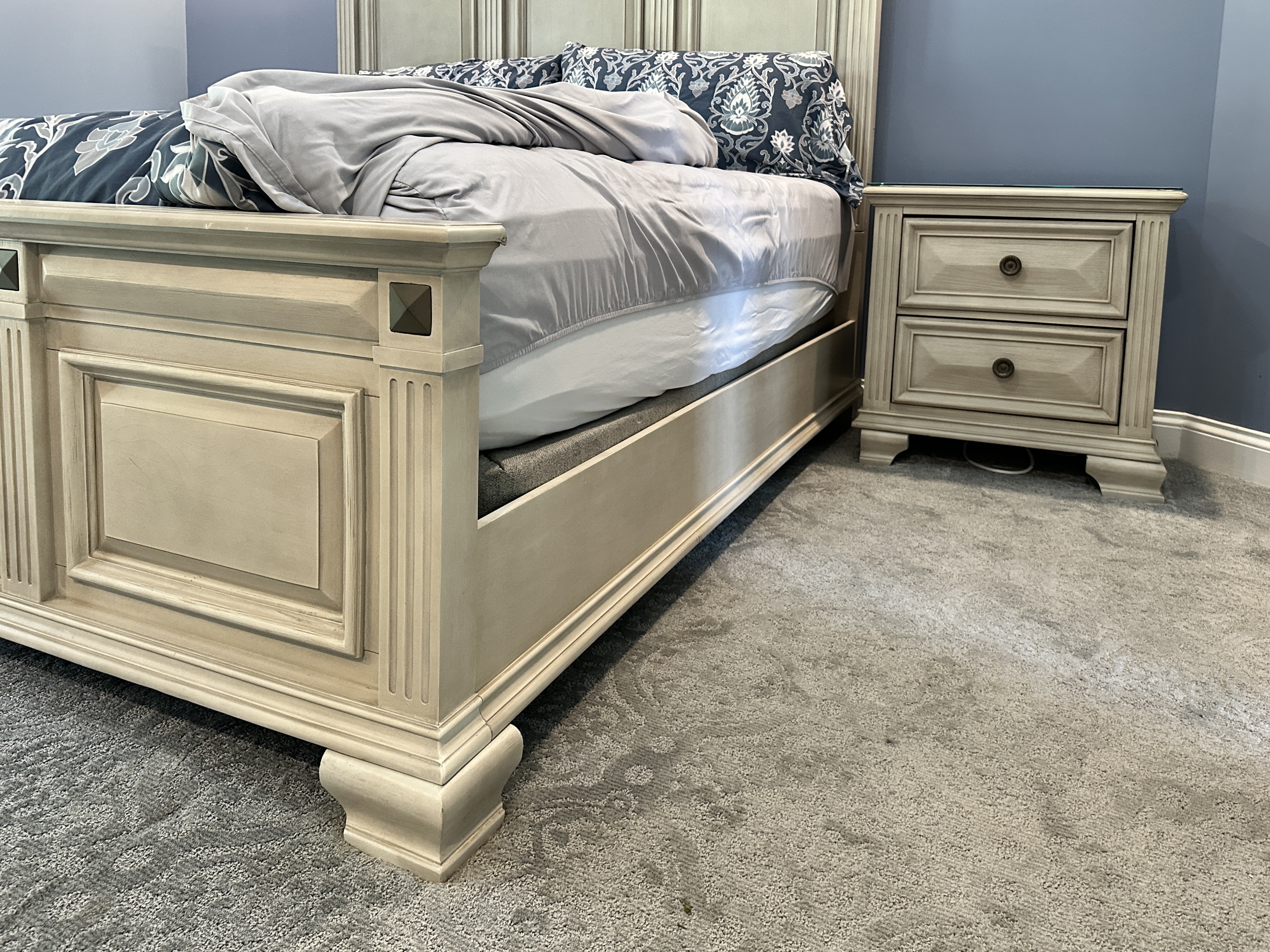 Contemporary Bed Suite Including King Size Bed Frame and Nightstands