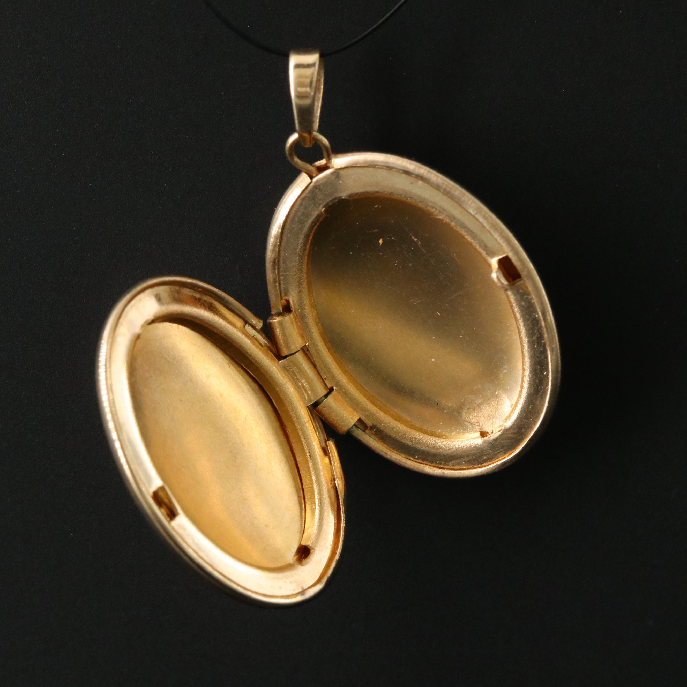 14K Monogrammed Locket