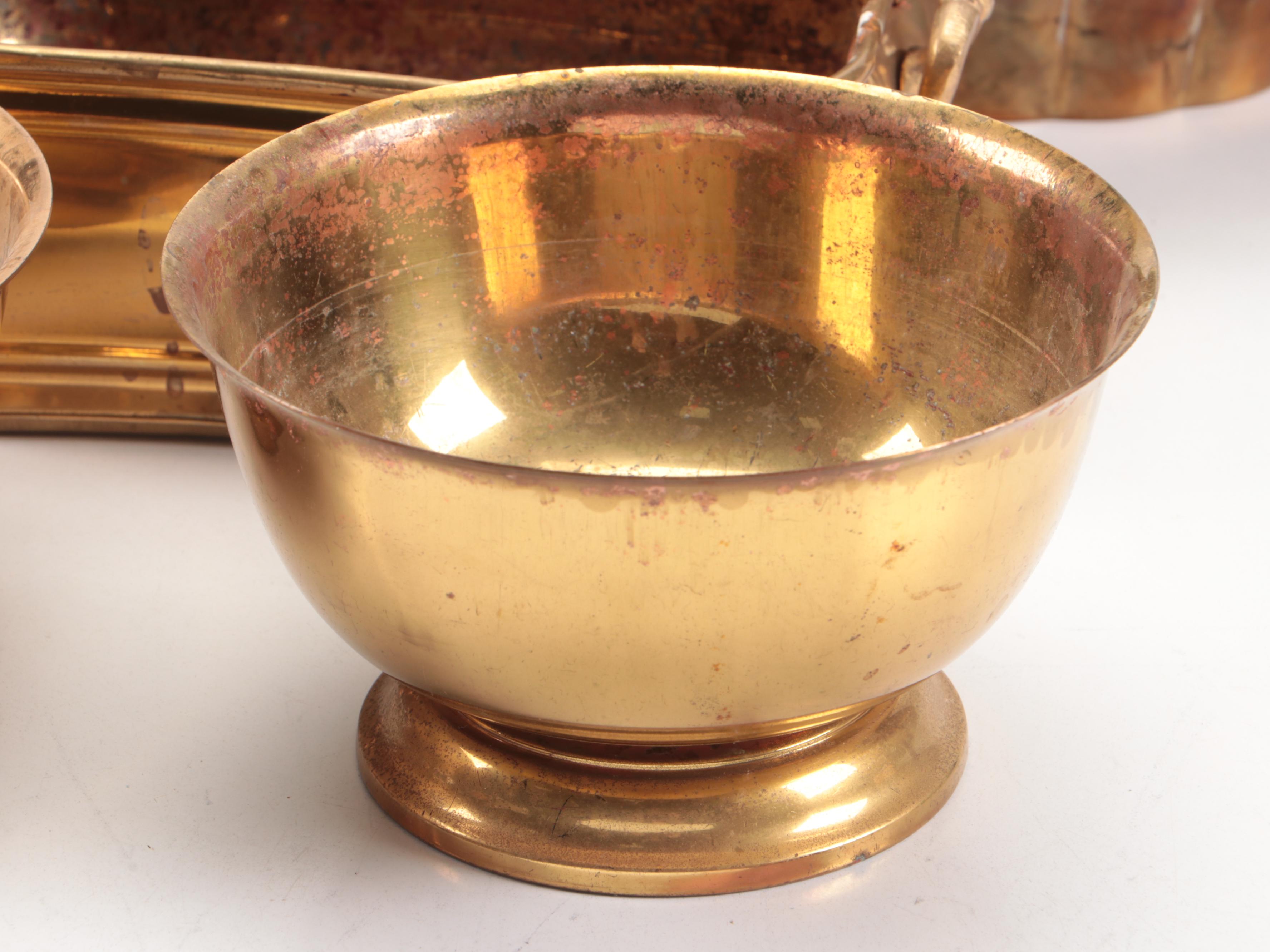 Gorham Giftware Pedestal Bowl with Brass Oil Lamps and Other Décor
