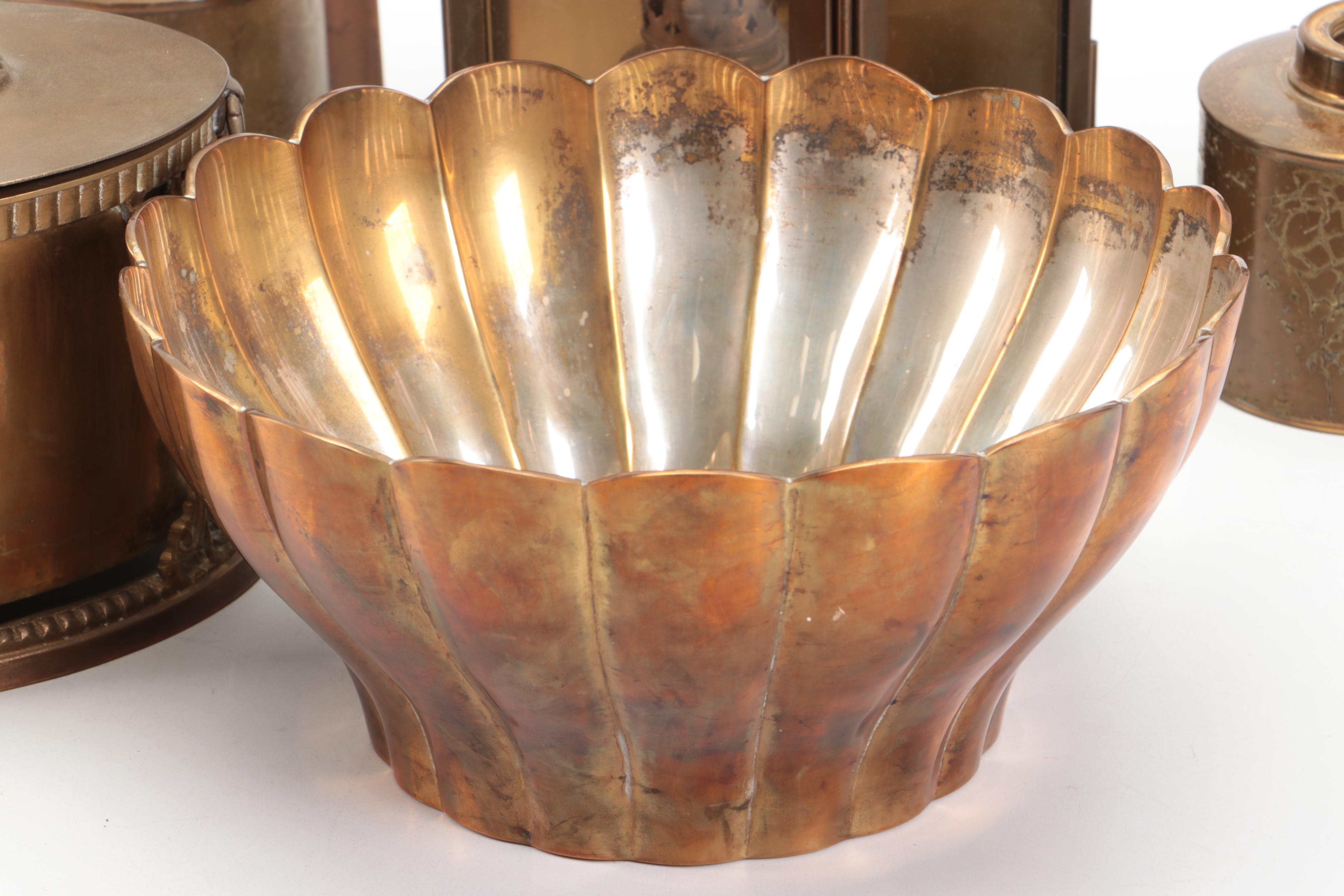 Gorham Giftware Pedestal Bowl with Brass Oil Lamps and Other Décor