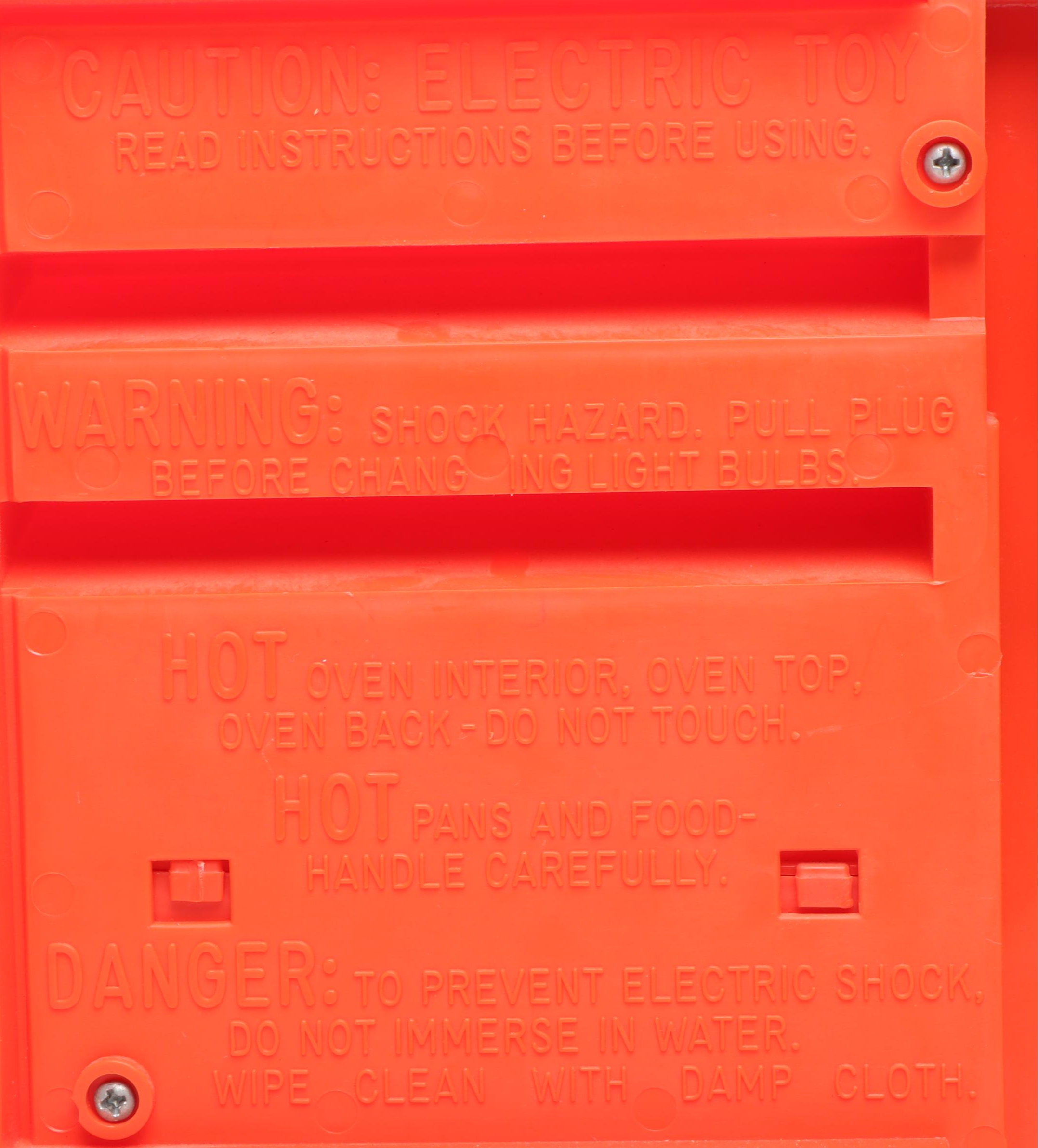 Kenner Poppy Red Betty Crocker Easy-Bake Oven, 1970s