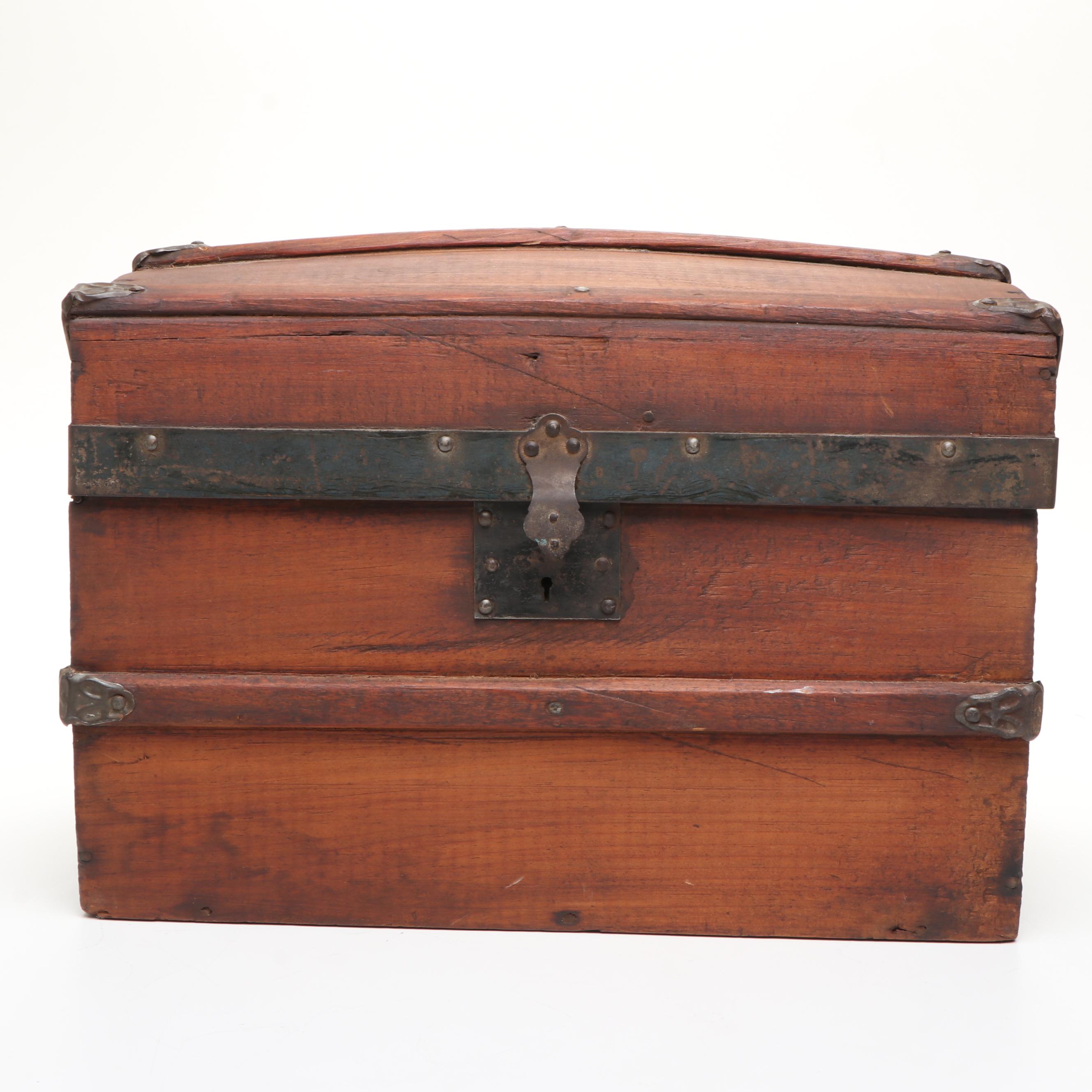 Wooden Dome-Top Desktop Chest
