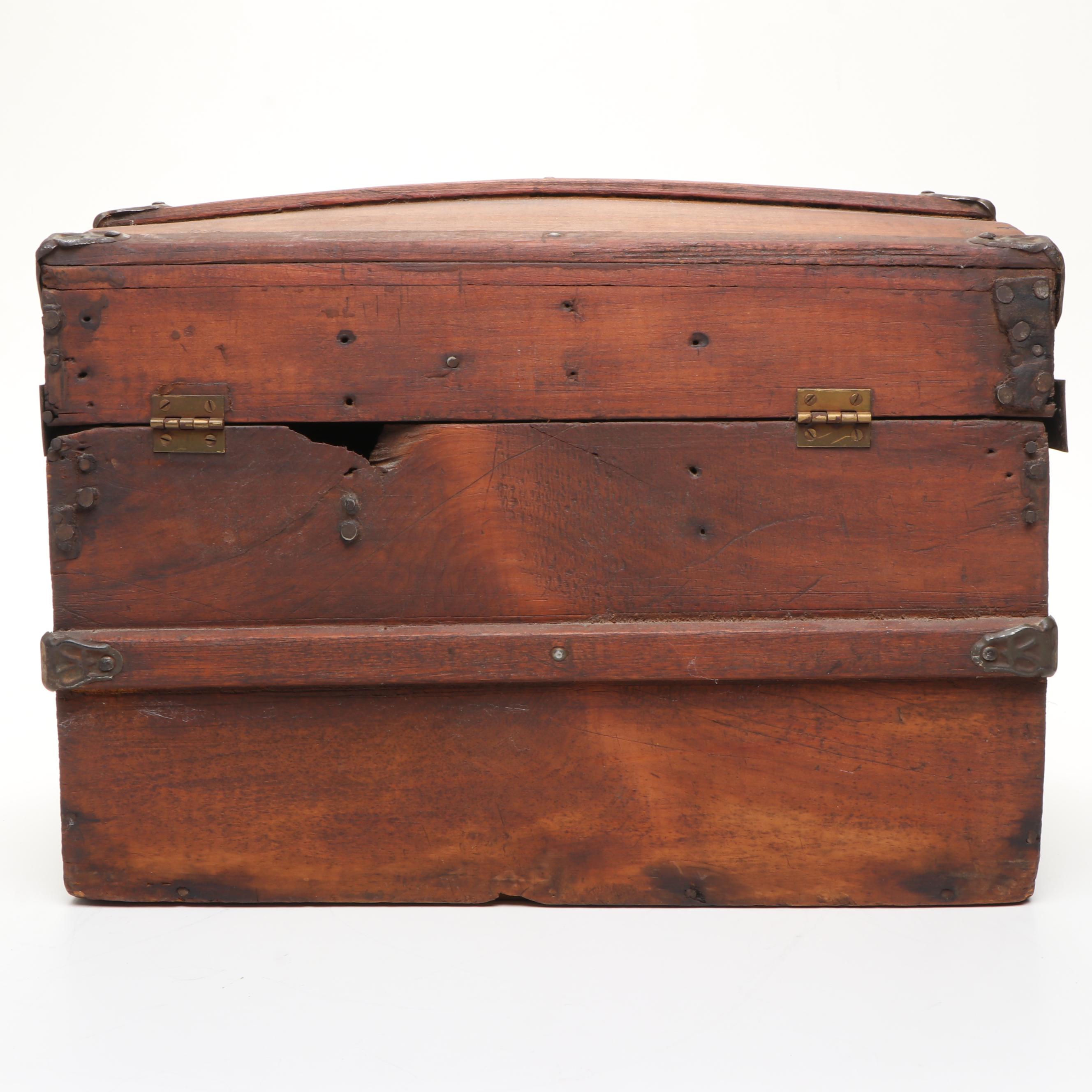 Wooden Dome-Top Desktop Chest