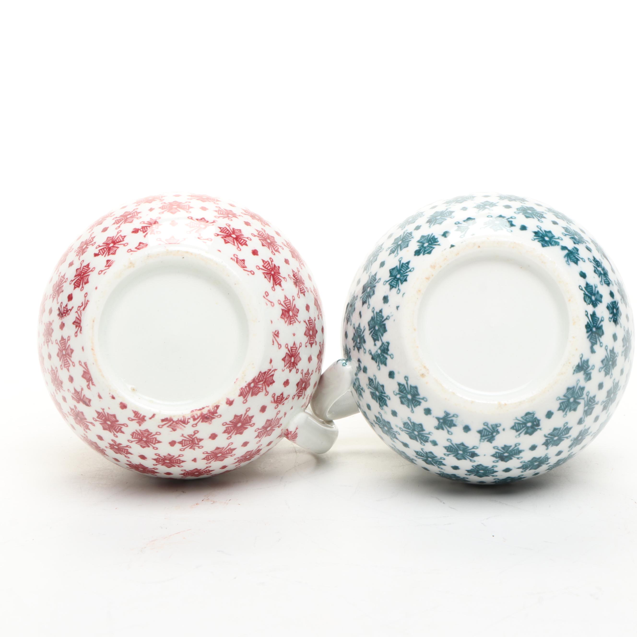 Colonial Williamsburg Delft Porcelain Flower Box with Creamers and Table Lighter