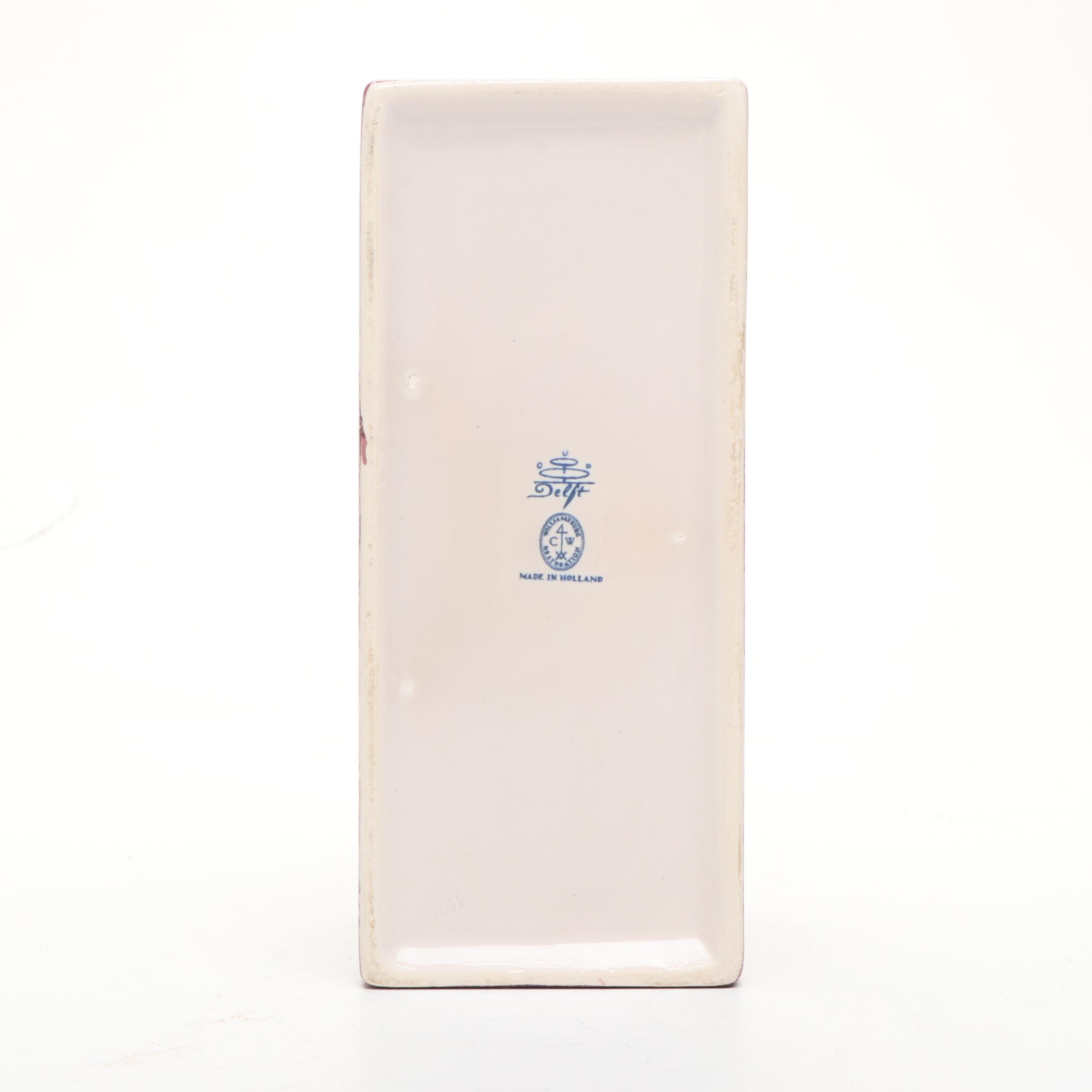 Colonial Williamsburg Delft Porcelain Flower Box with Creamers and Table Lighter