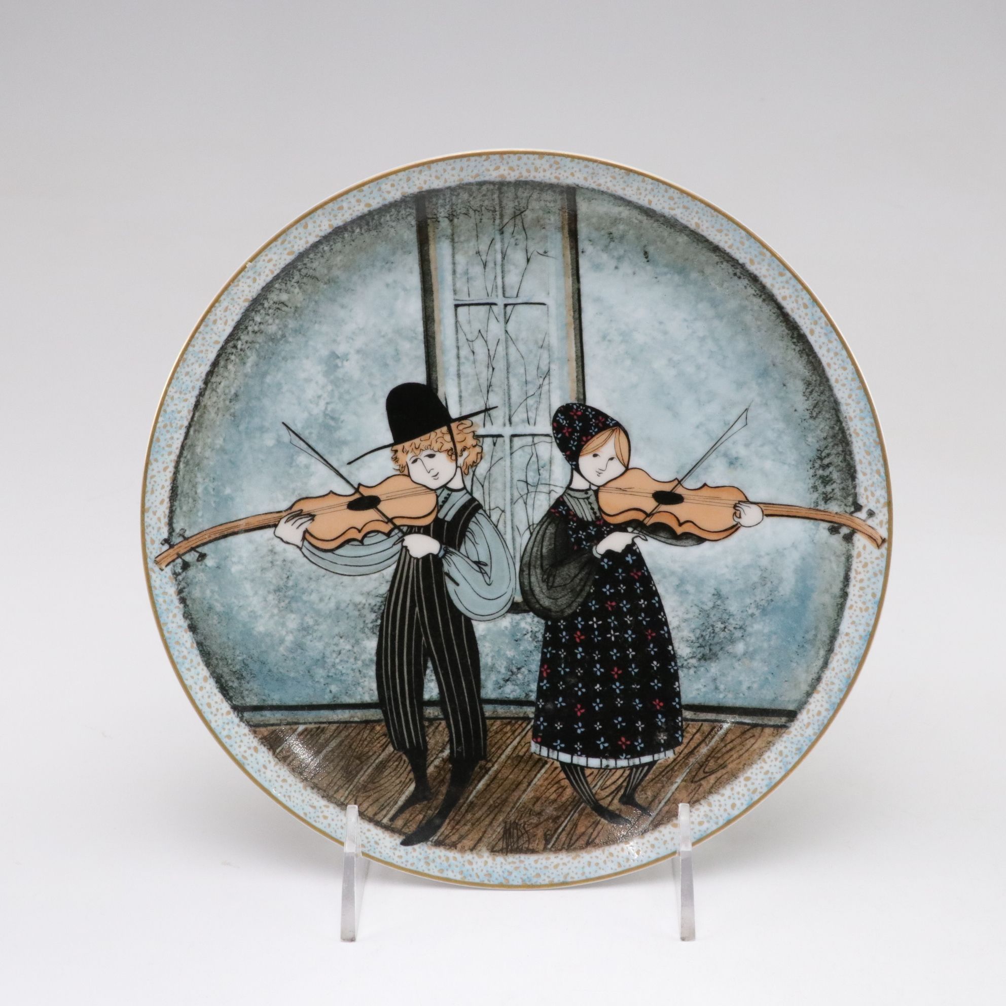 P. Buckley Moss "Two Fiddlers" Illustrated Plates, Tray & More