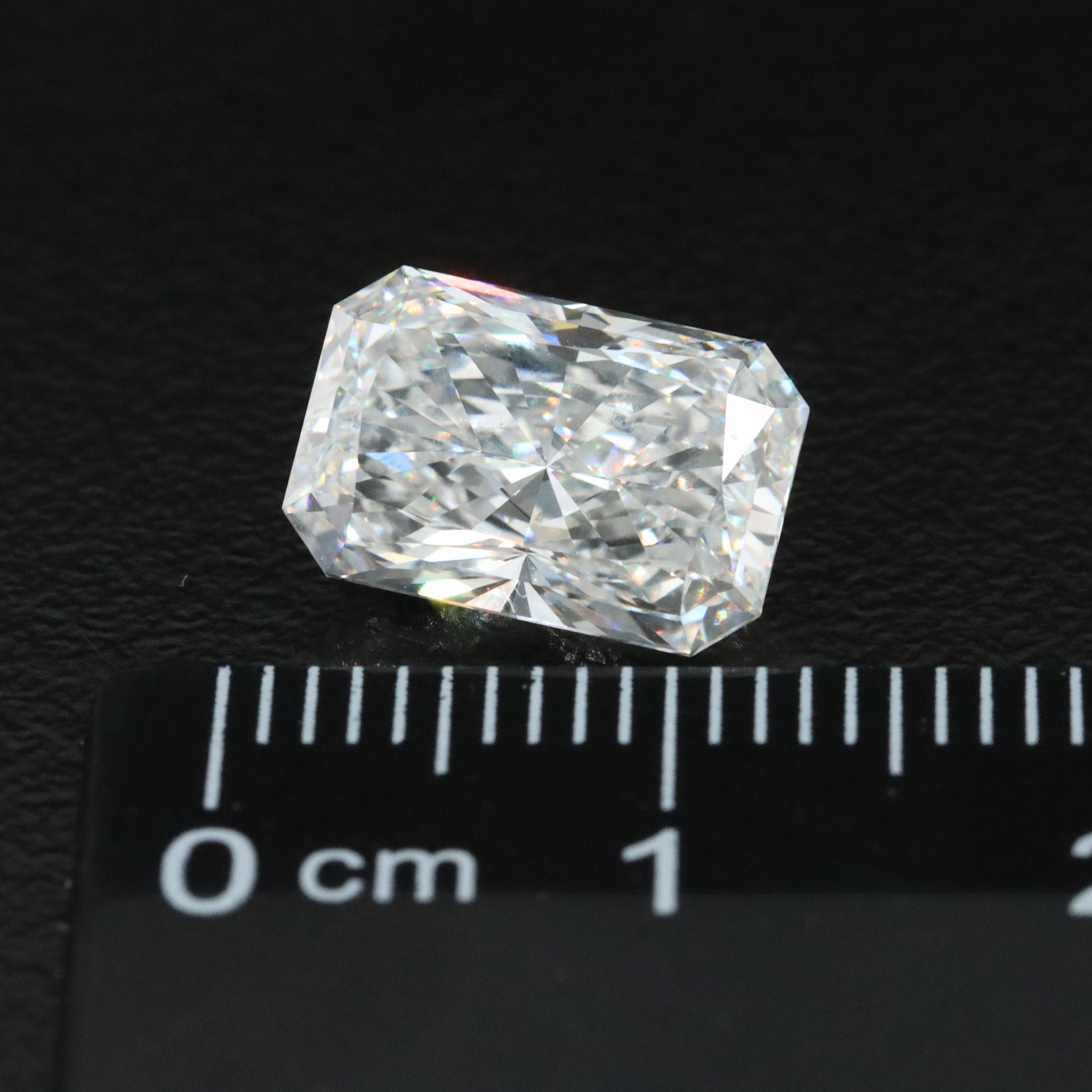 Loose 3.60 CT Lab Grown Diamond with IGI Report