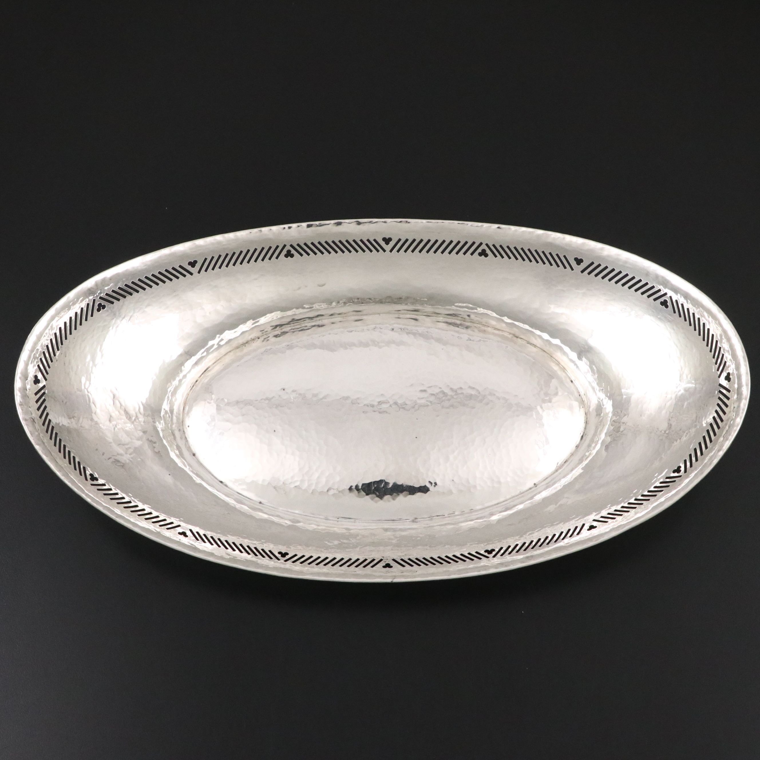 Whiting Mfg. Co Hammered Sterling Silver Bread Bowl with Reticulated Rim, 1917