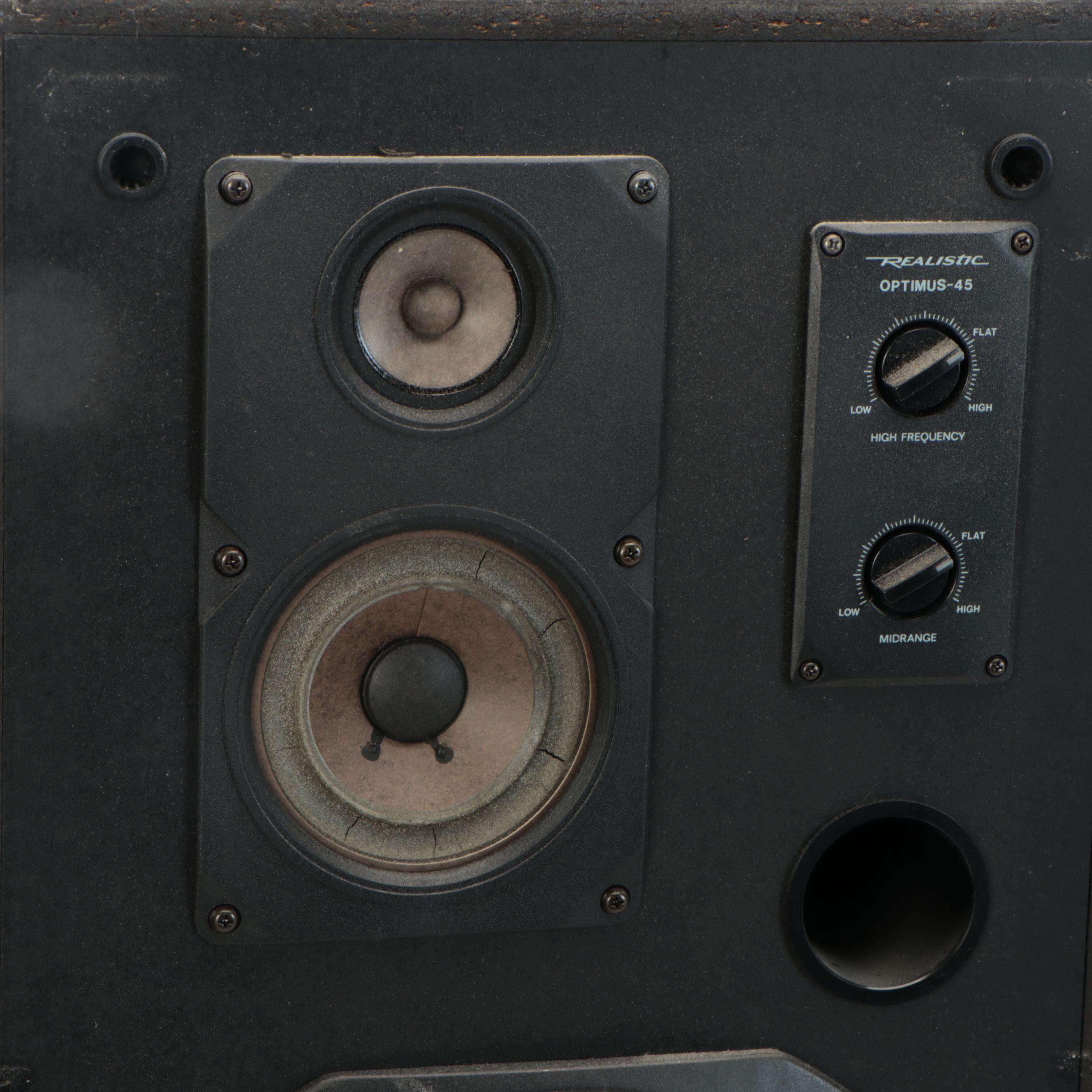 Realistic Optimus-45 Floor Speakers