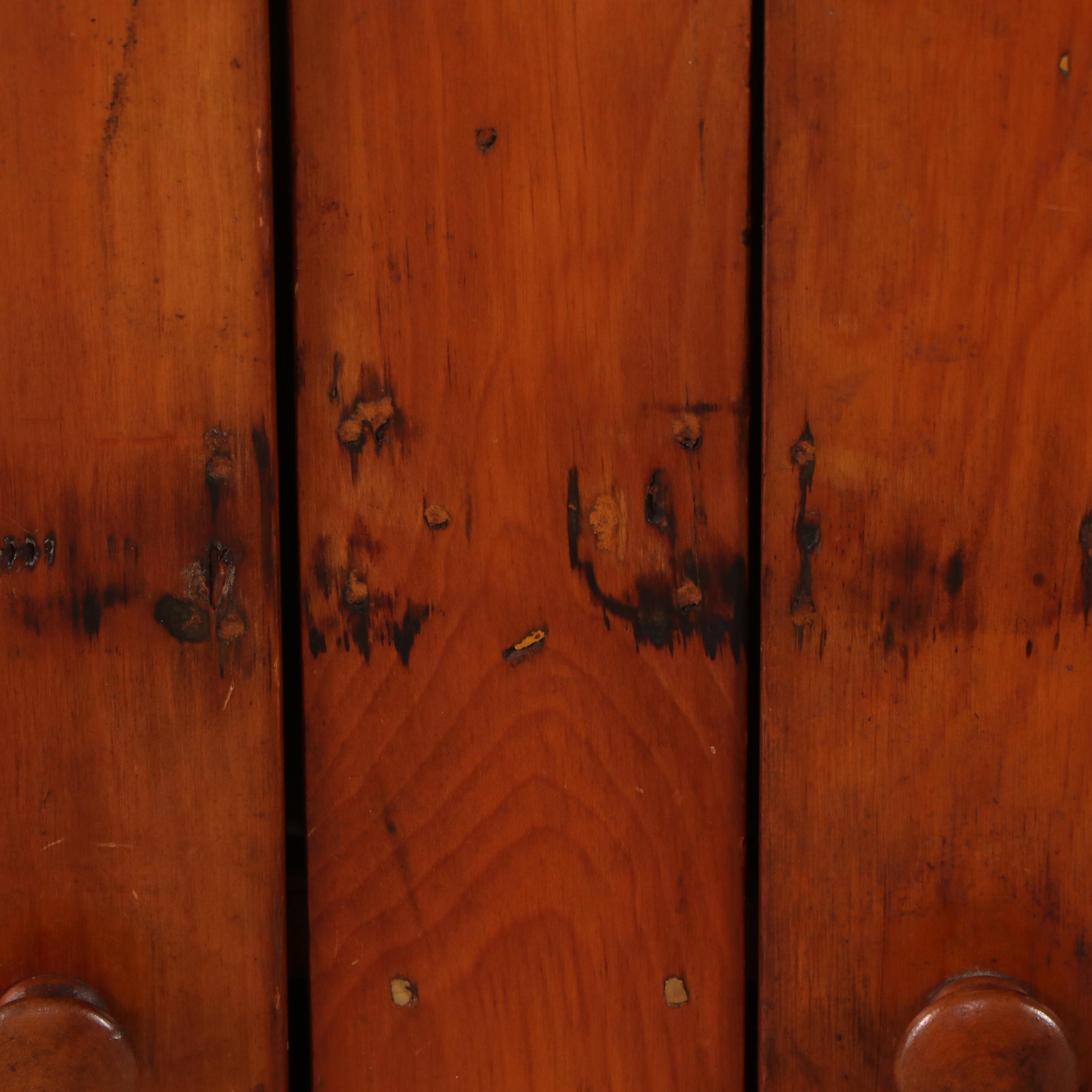 Handmade New Hampshire Pine Dry Sink, circa 1850, with Pair of Banquet Lamps