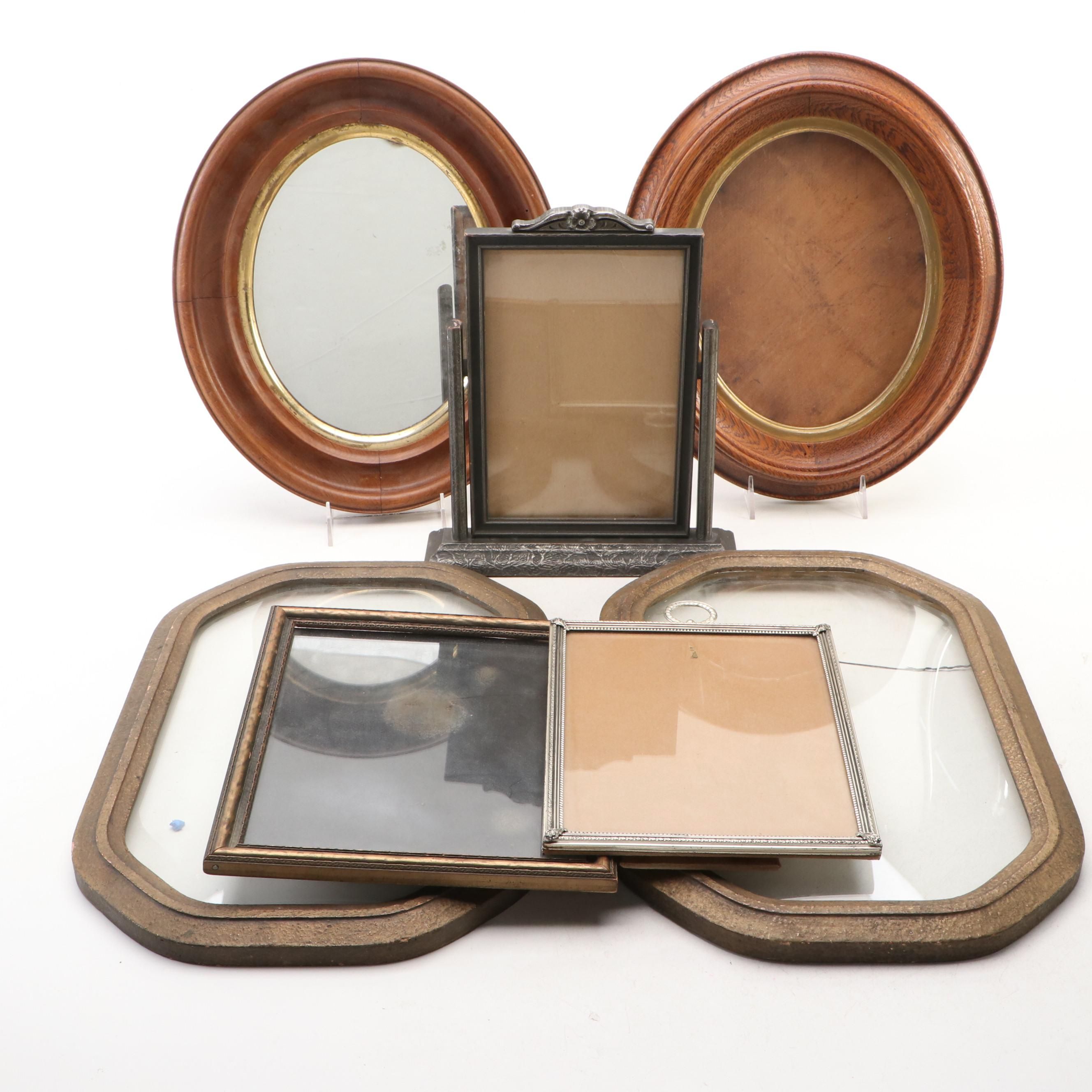 Victorian with Art Deco Style and Other Frames